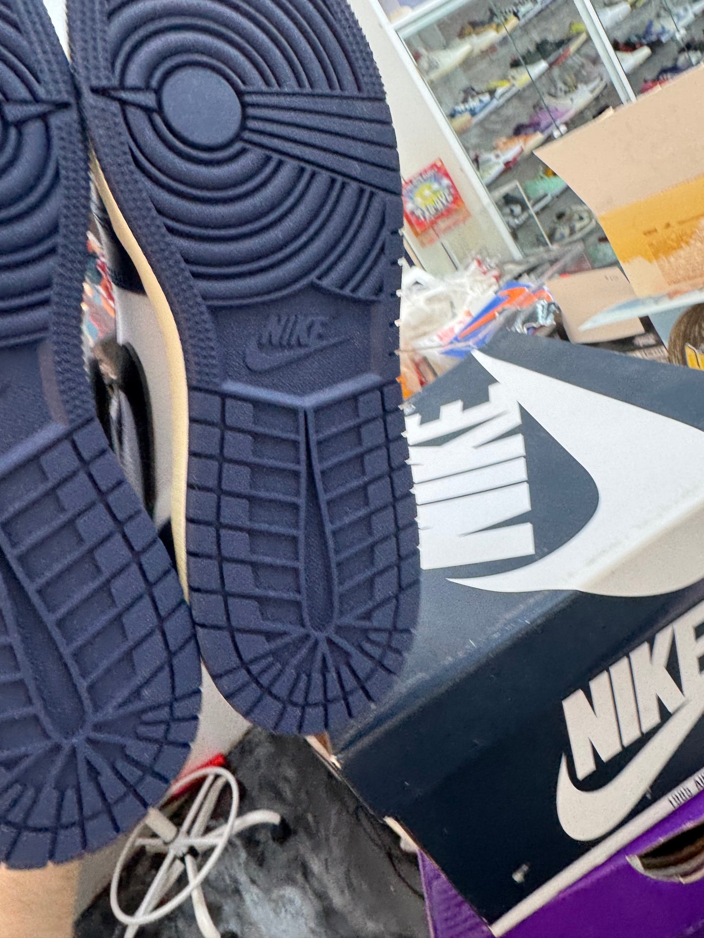 Jordan 1 Retro High OG
Midnight Navy (GS)