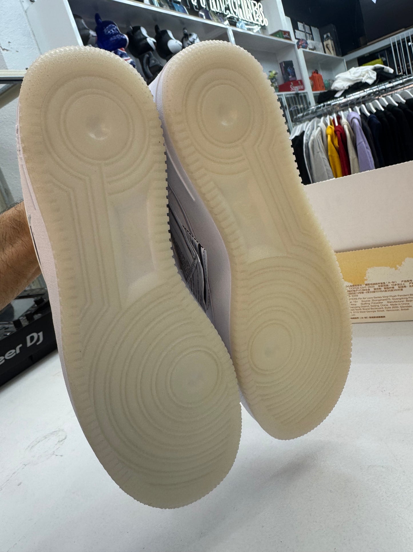 Nike AF1 NYvsNY 1st round sample