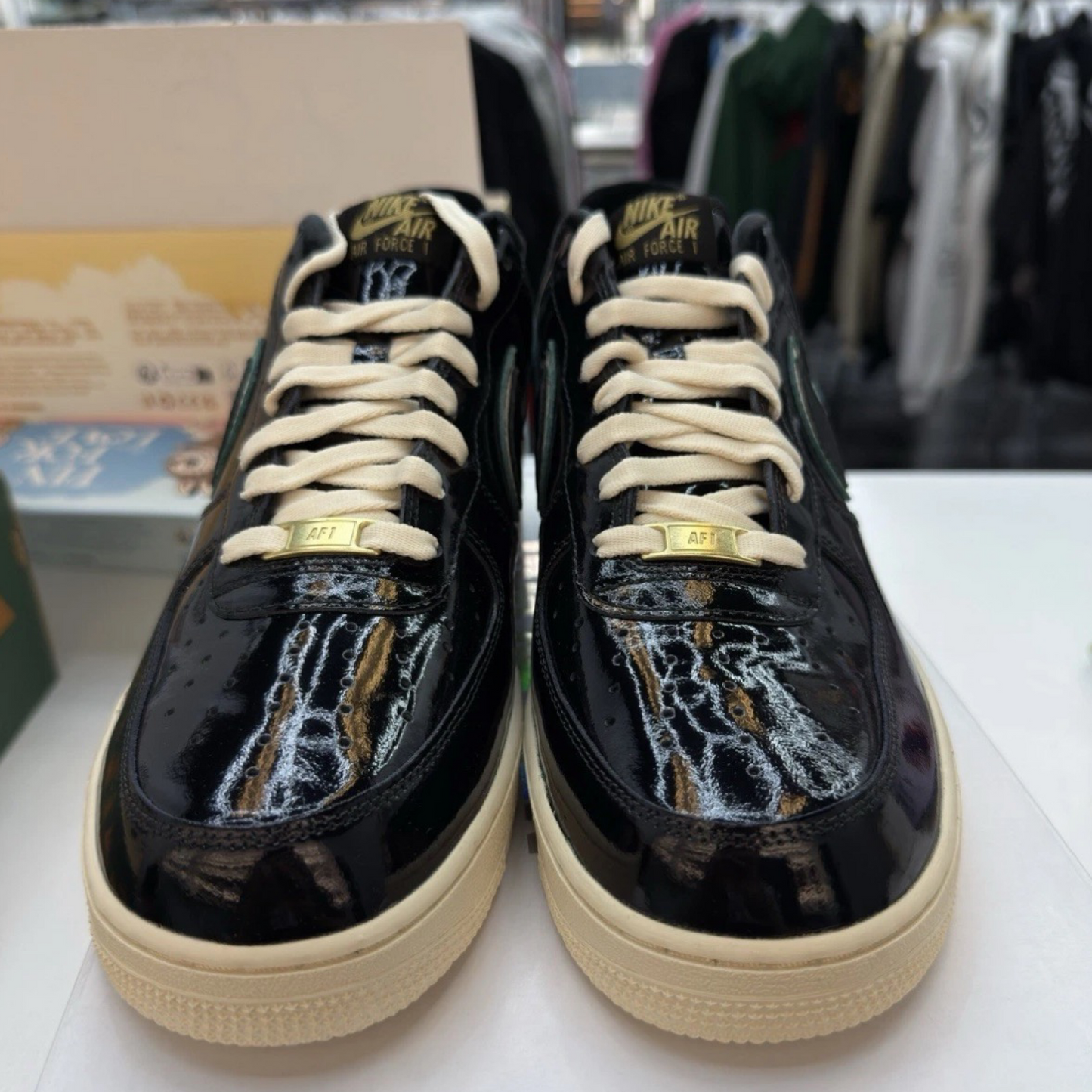 NIKE NIGEL SYLVESTER AIR FORCE1 BY YOU ID SATIN BLACK OFF WHITE GREEN (39)