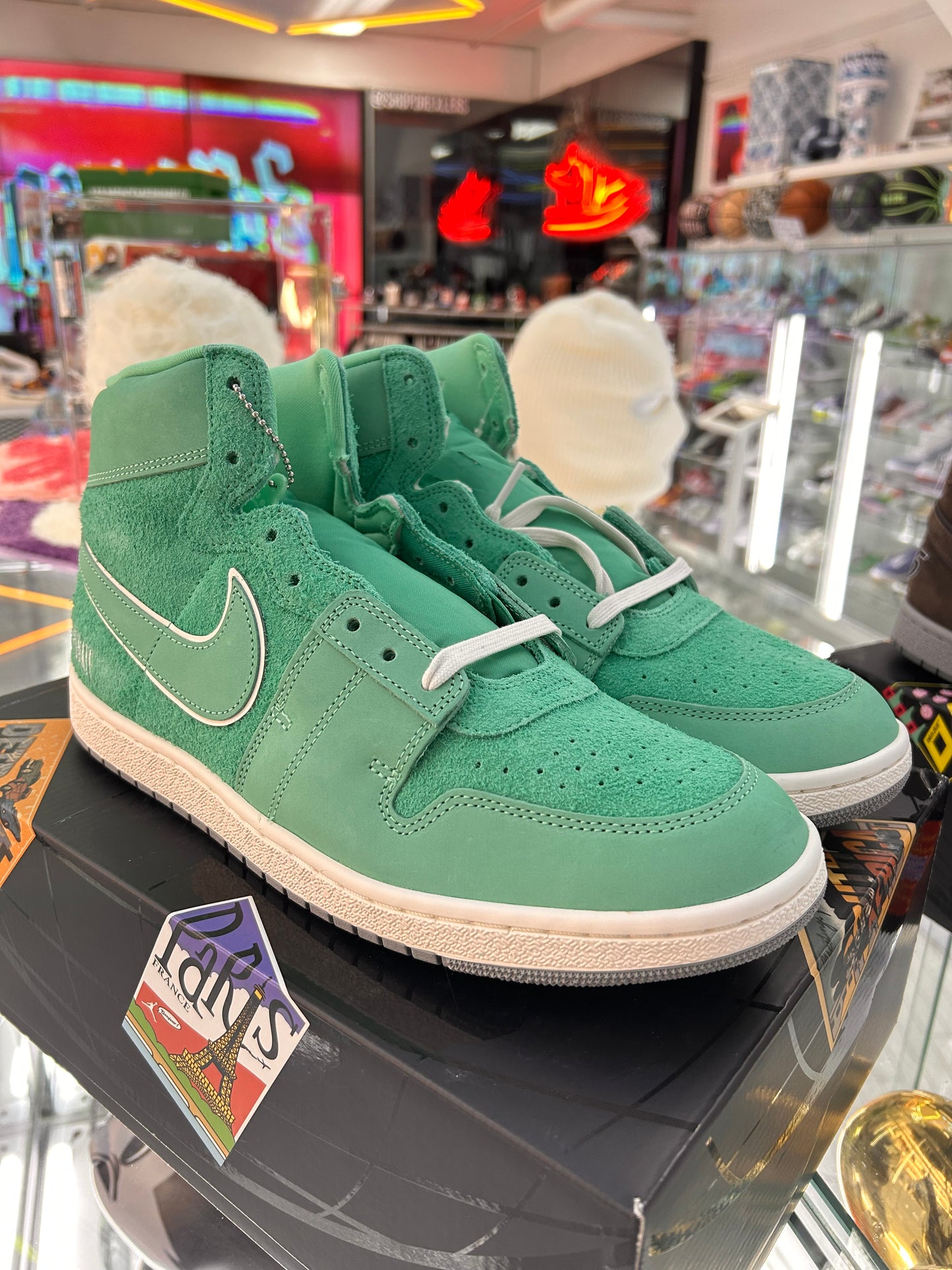 Nike Jordan Air Ship PE SP
Corporate Got 'Em