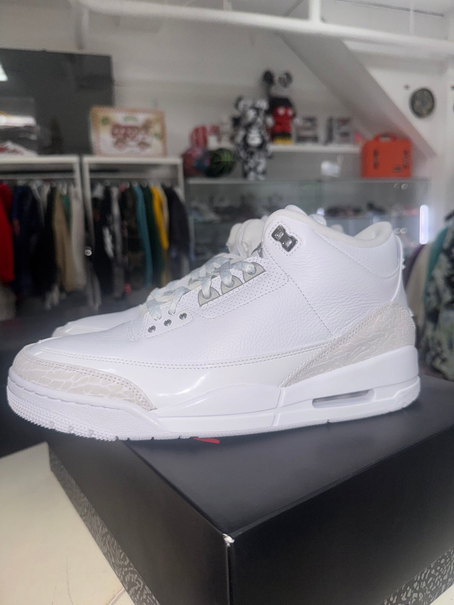 Jordan 3 Retro
Pure Money (2025)