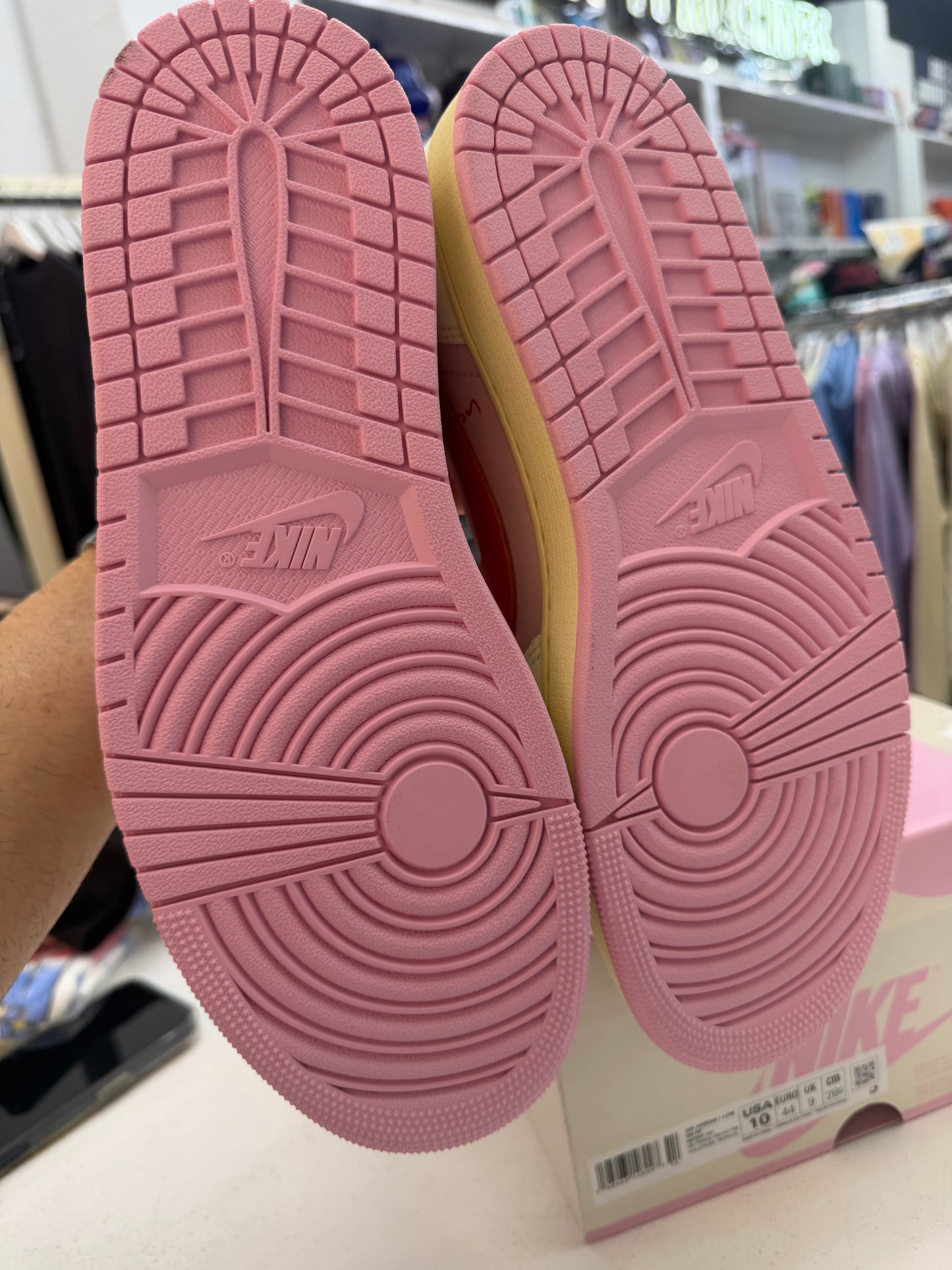 Jordan 1 Retro Low OG SP Travis Scott Sail Tropical Pink