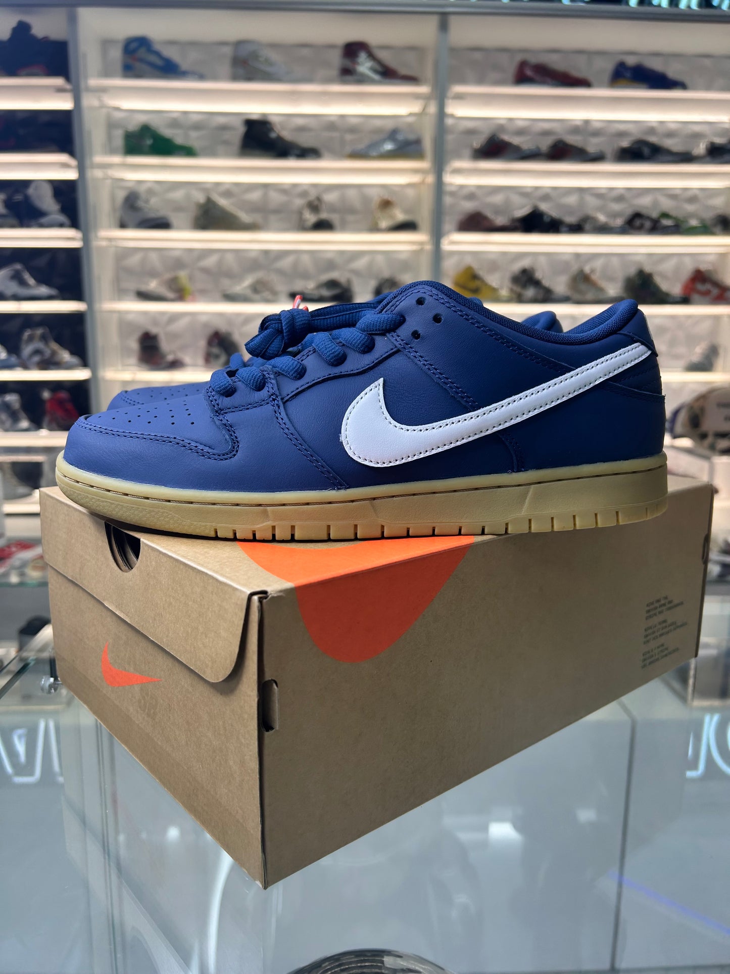Nike SB Dunk Low
Navy Gum