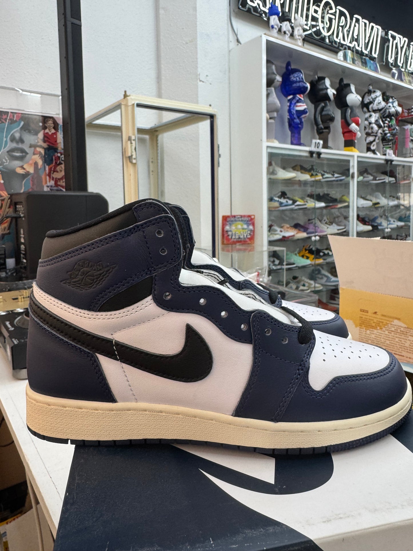 Jordan 1 Retro High OG
Midnight Navy (GS)