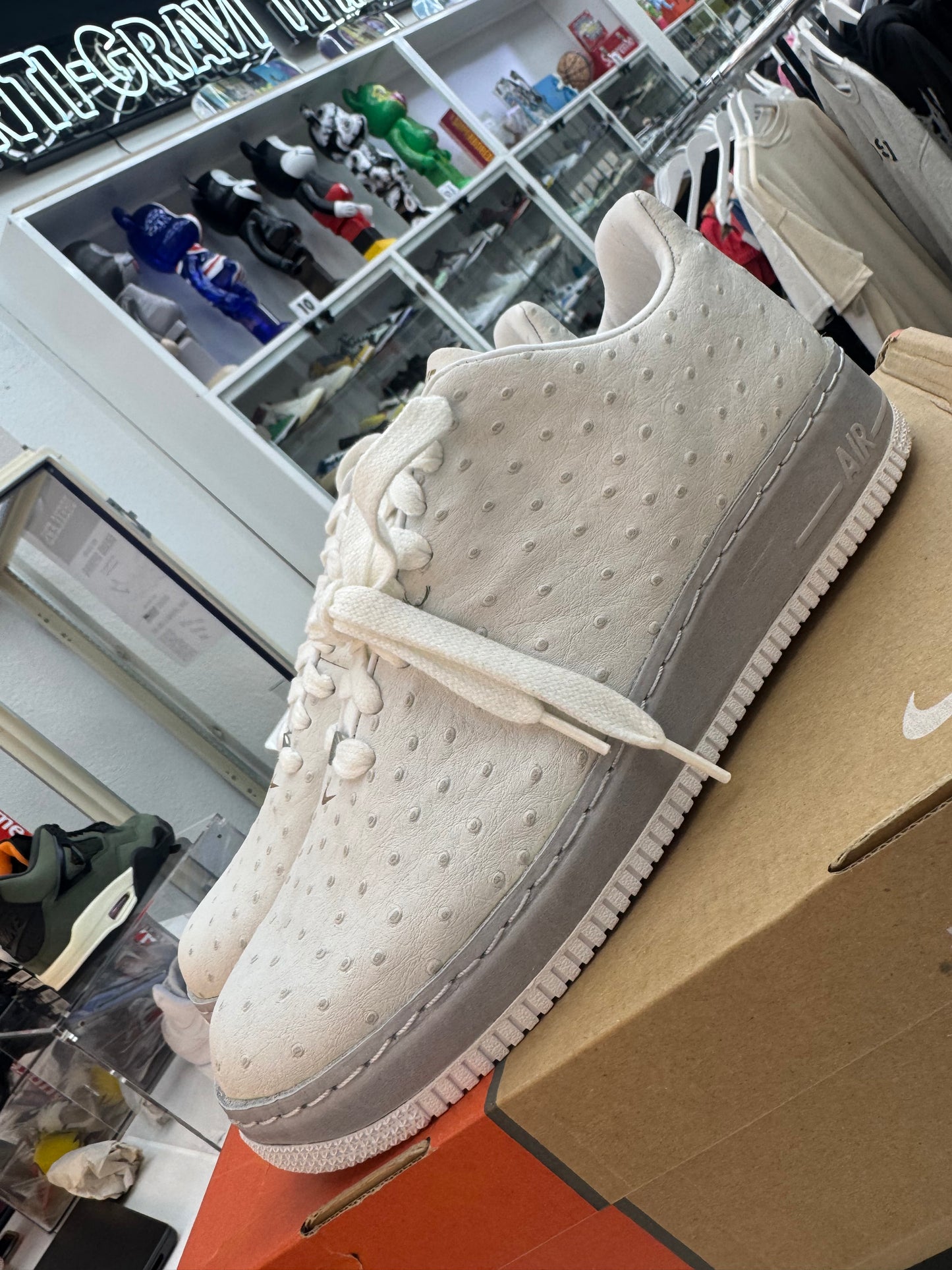 2006 NIKE AIR FORCE 1 SUPREME LOW OSTRICH OnePiece WHITE rare