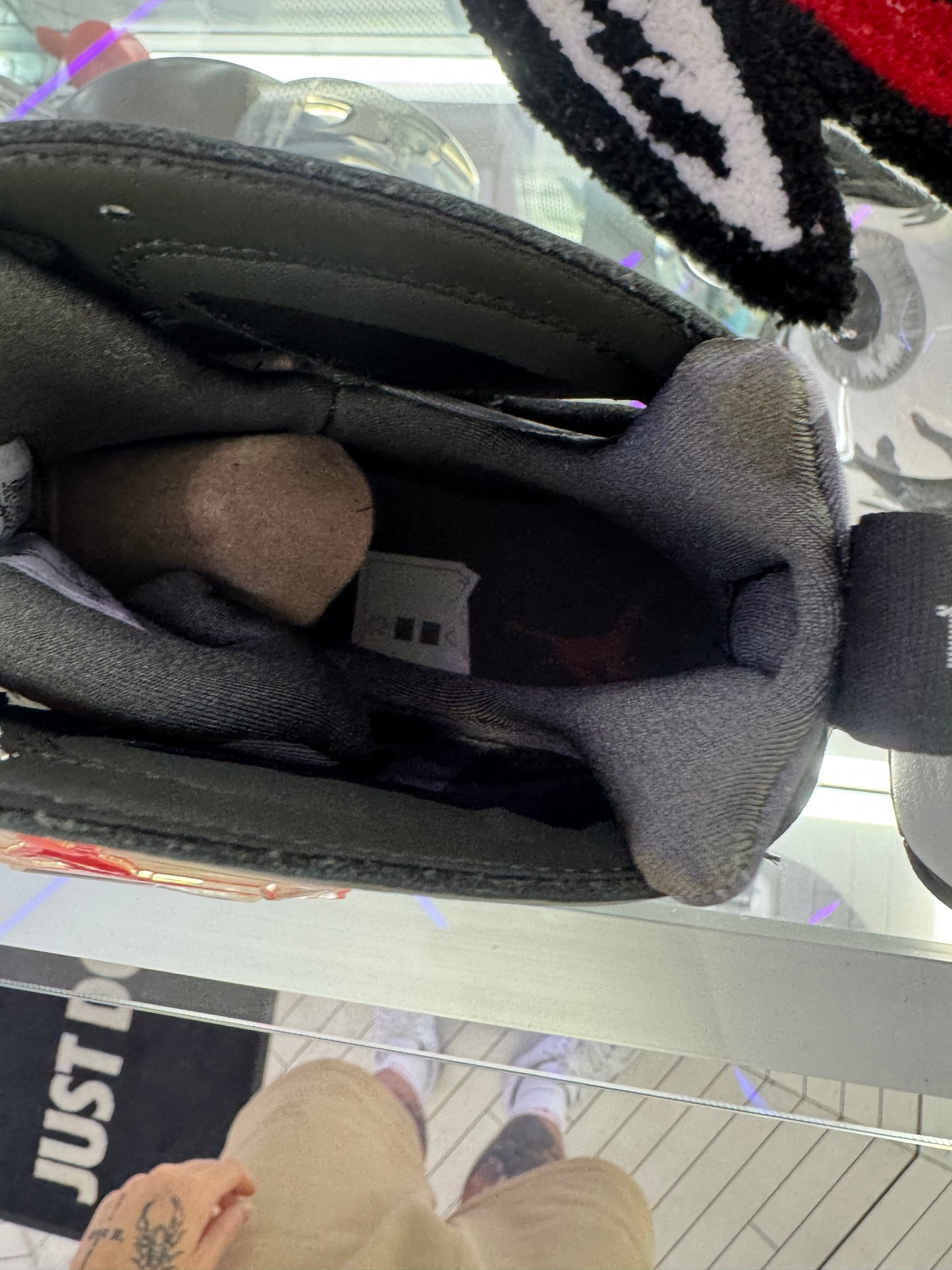 Jordan 7 Retro
Patta Icicle