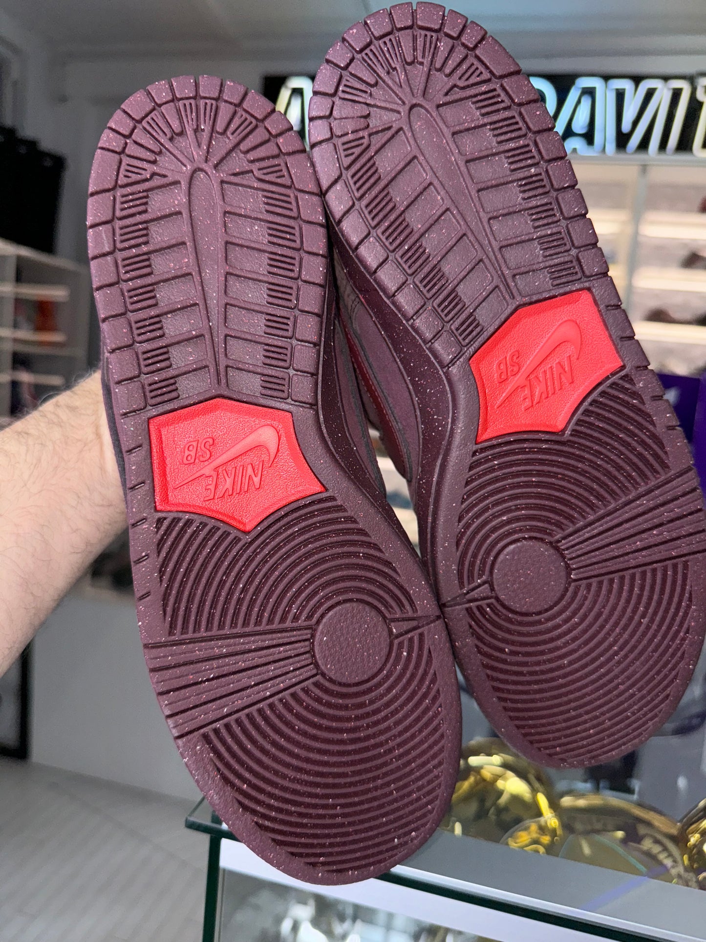 Nike SB Dunk Low City Of Love Burgundy Crush