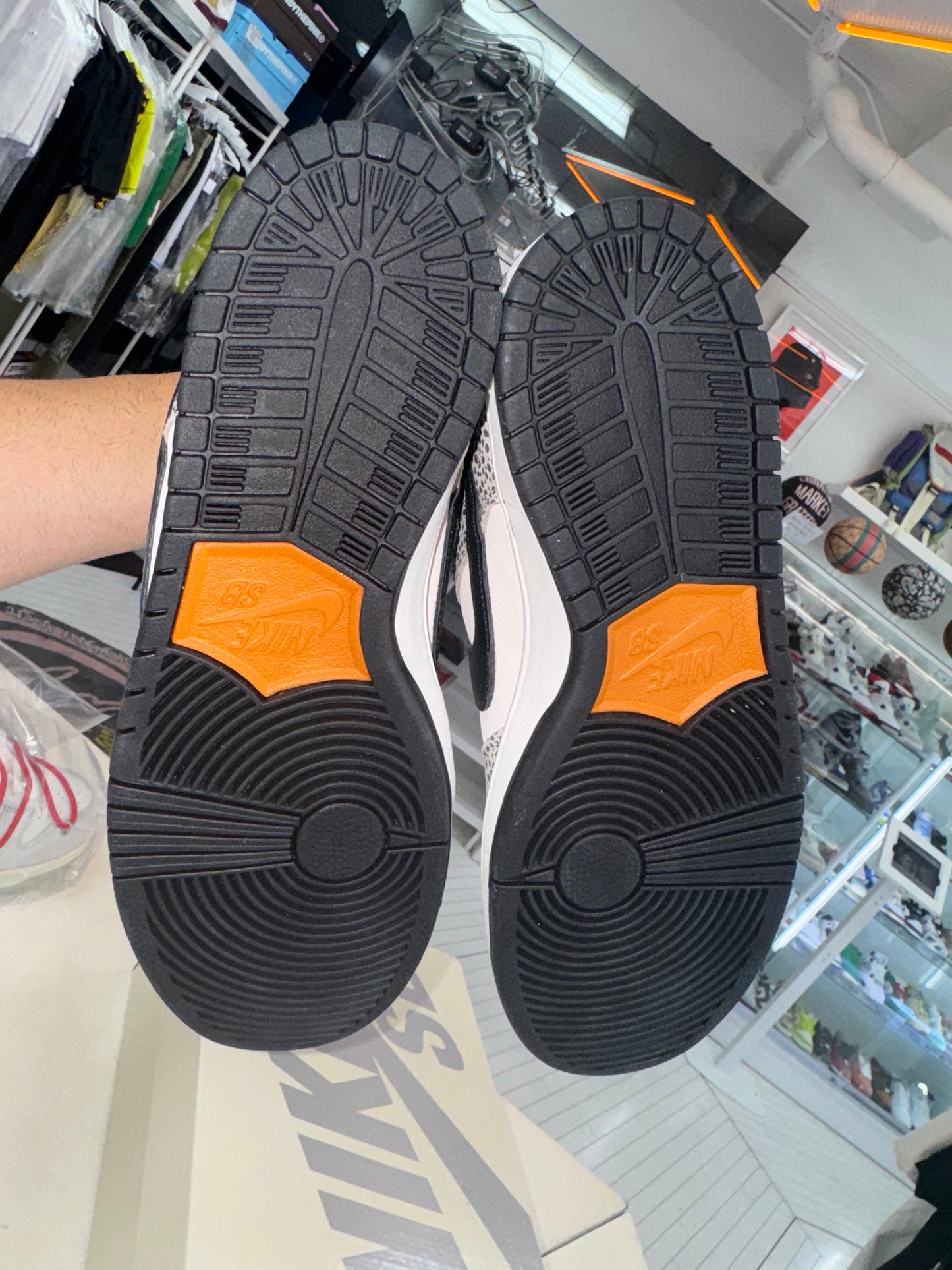 Nike SB Dunk Low Electric Pack Olympic Safari