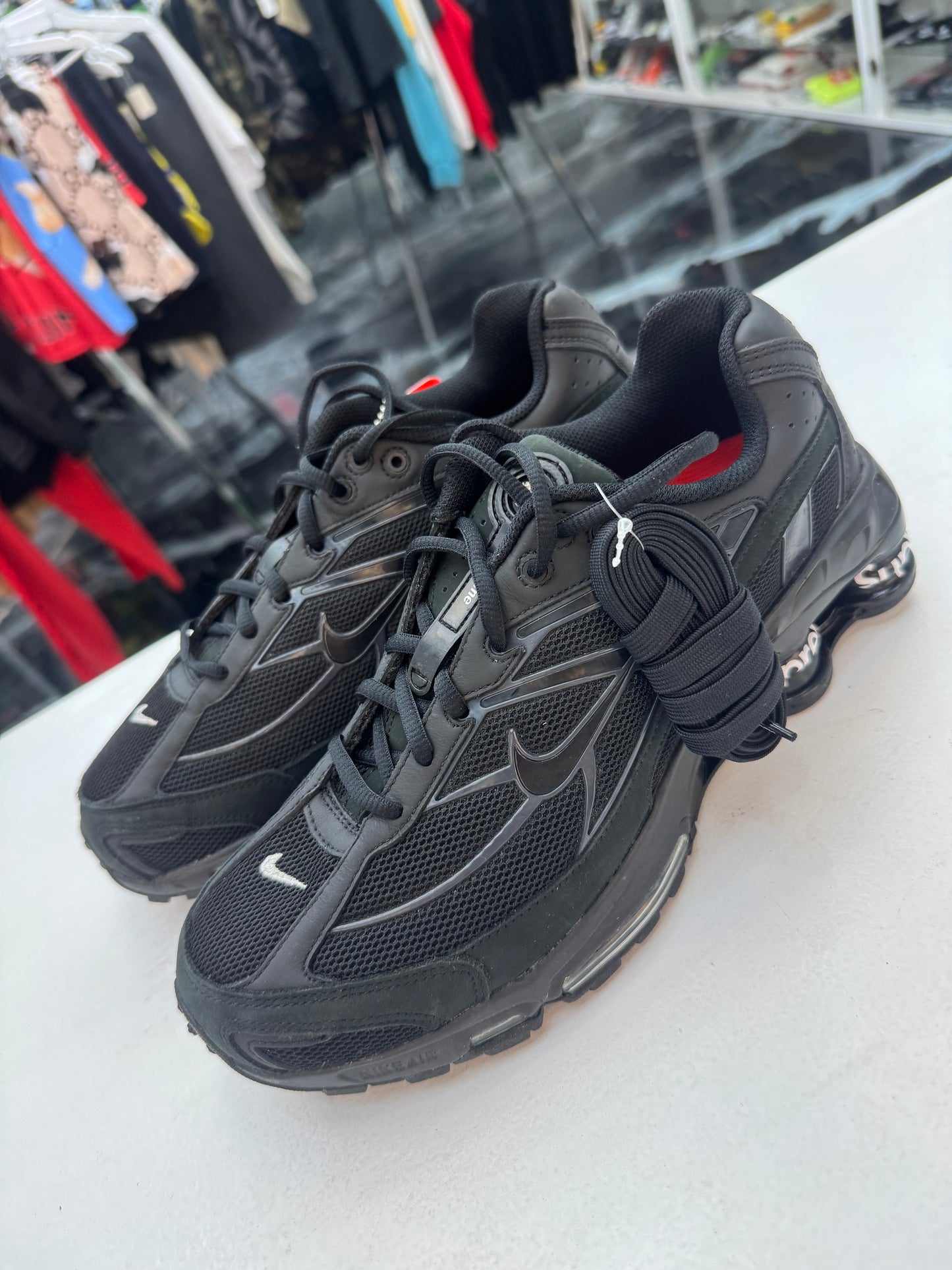 Nike x Supreme Shox black 2022