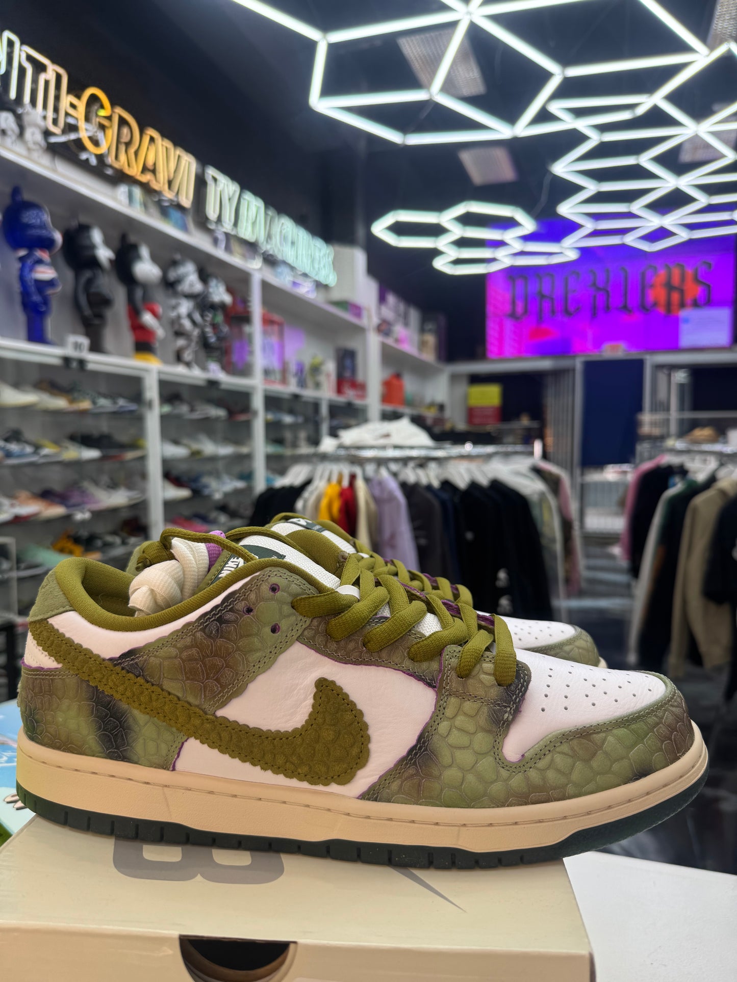 Nike SB Dunk Low Alexis Sablone Chameleon