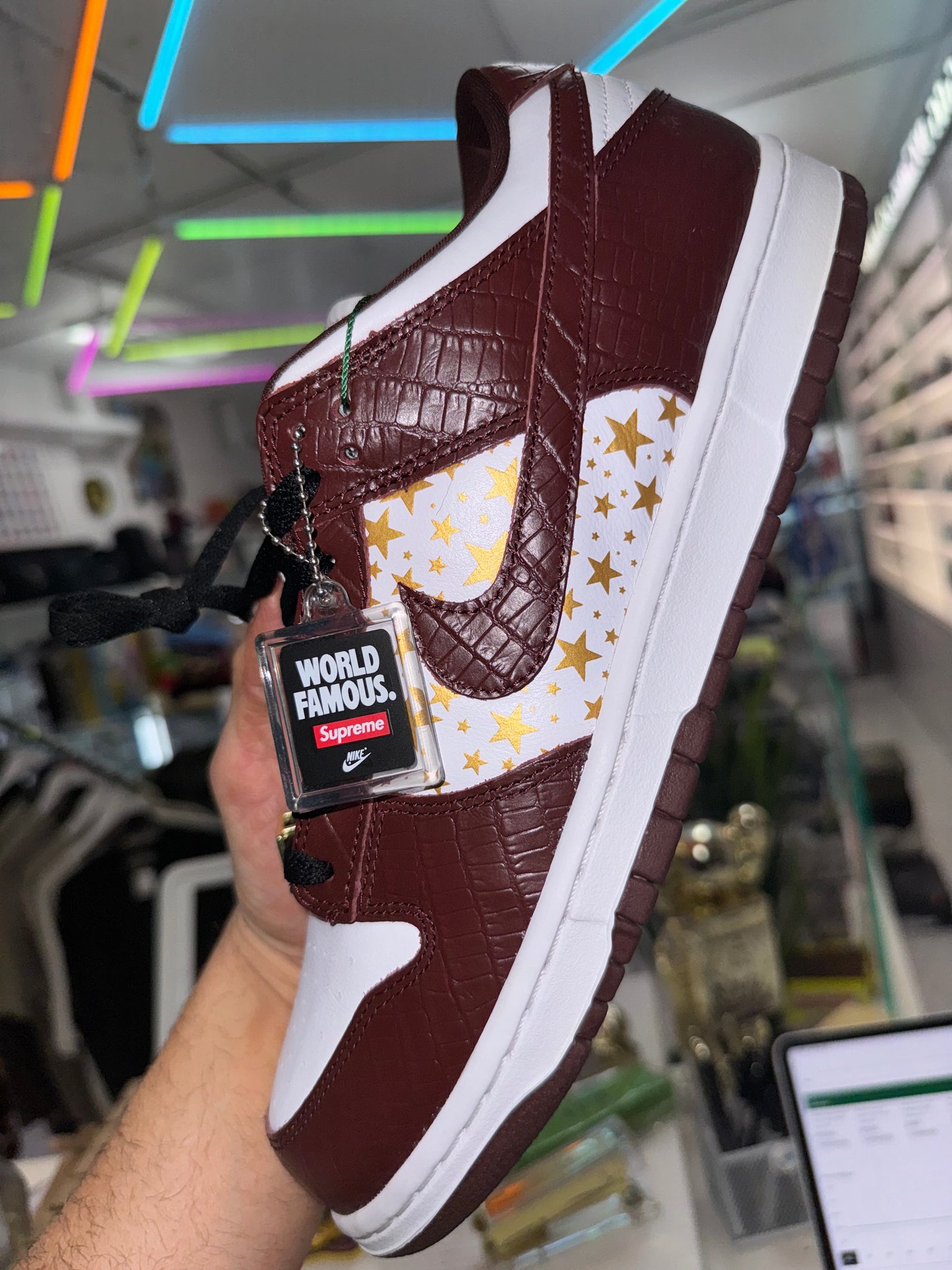 Nike Dunk SB x Supreme Barkroot