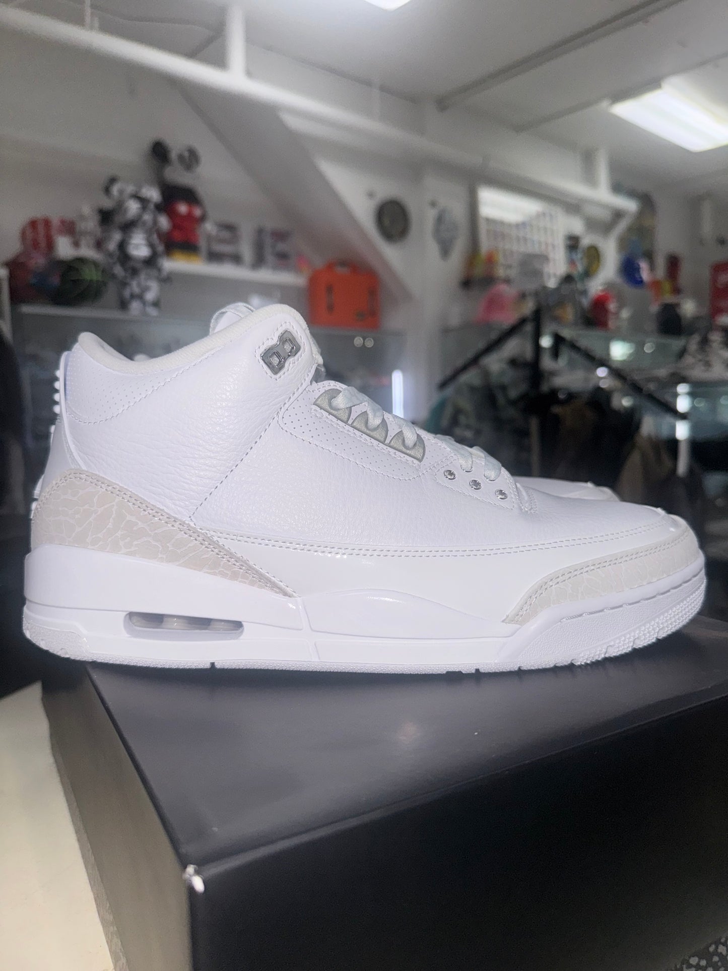 Jordan 3 Retro
Pure Money (2025)
