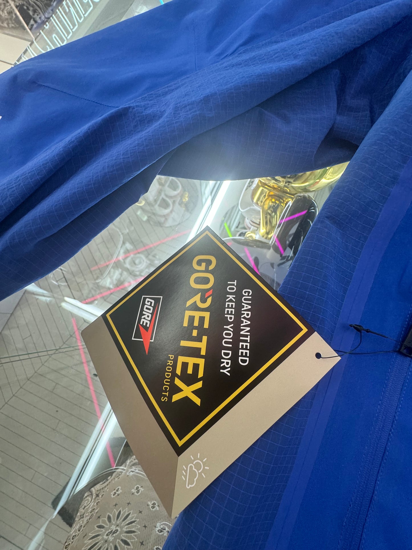 Air Jordan GORE-TEX
Men's Jacket Unreleased color way Sample blue