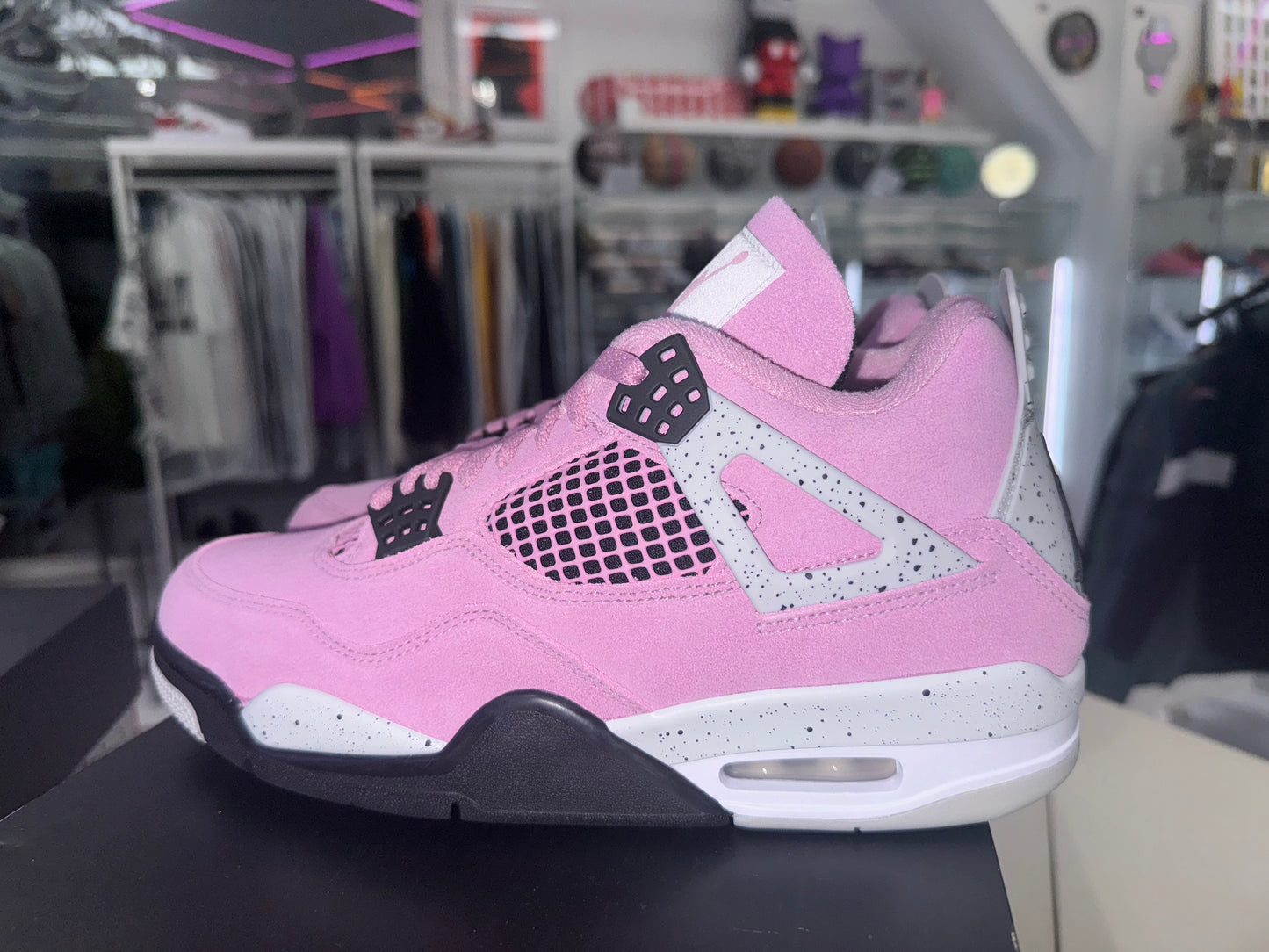 Jordan 4 Orchid Pink