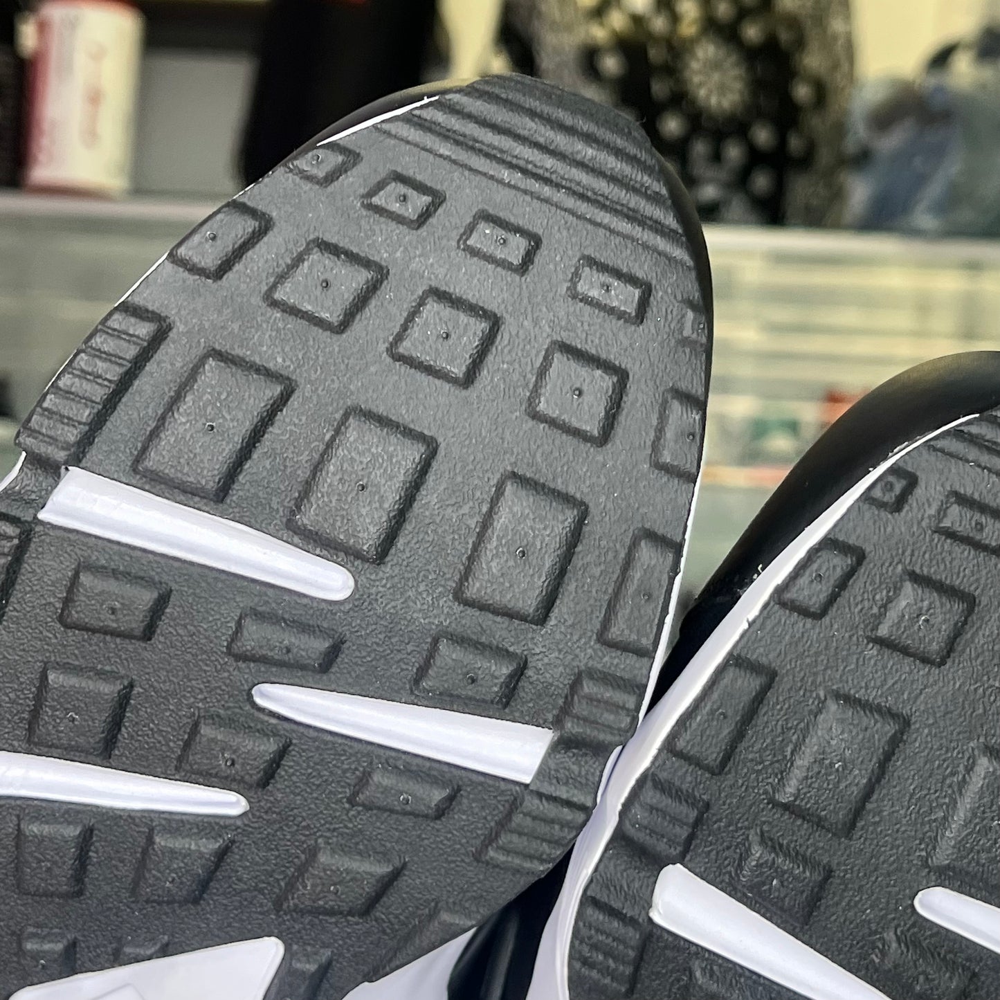 Nike Air Huarache Run Rainbow TEDx Promo Tinker Hatfield 1/50 size 11