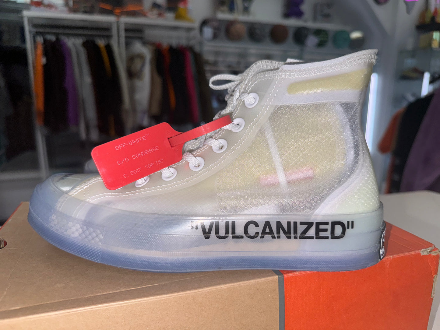 Converse Chuck Taylor All Star Vulcanized Hi