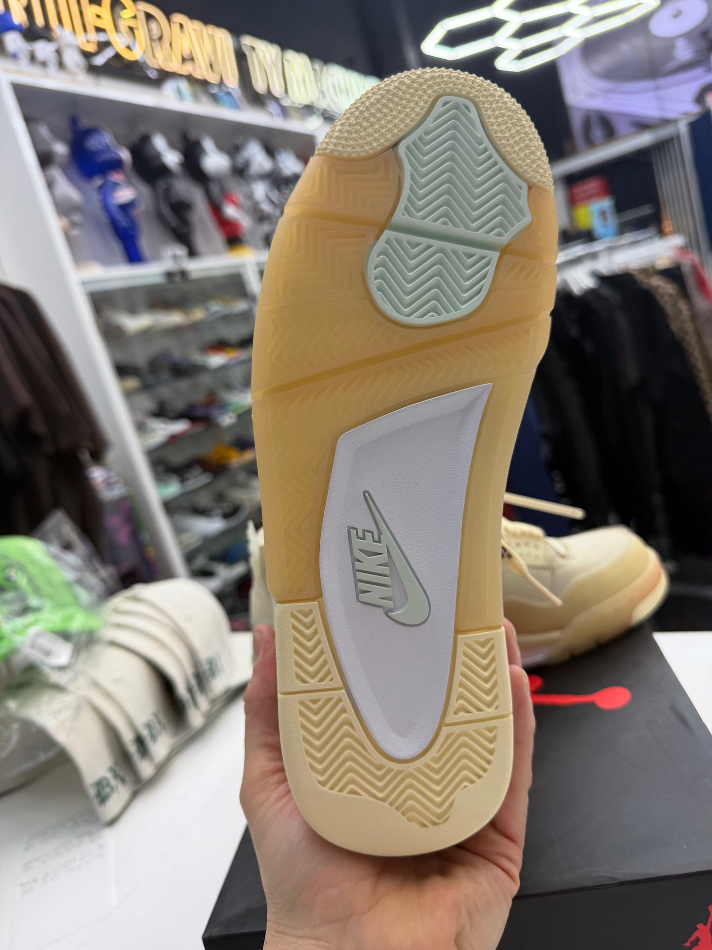 Jordan 4 Retro Off-White Sail