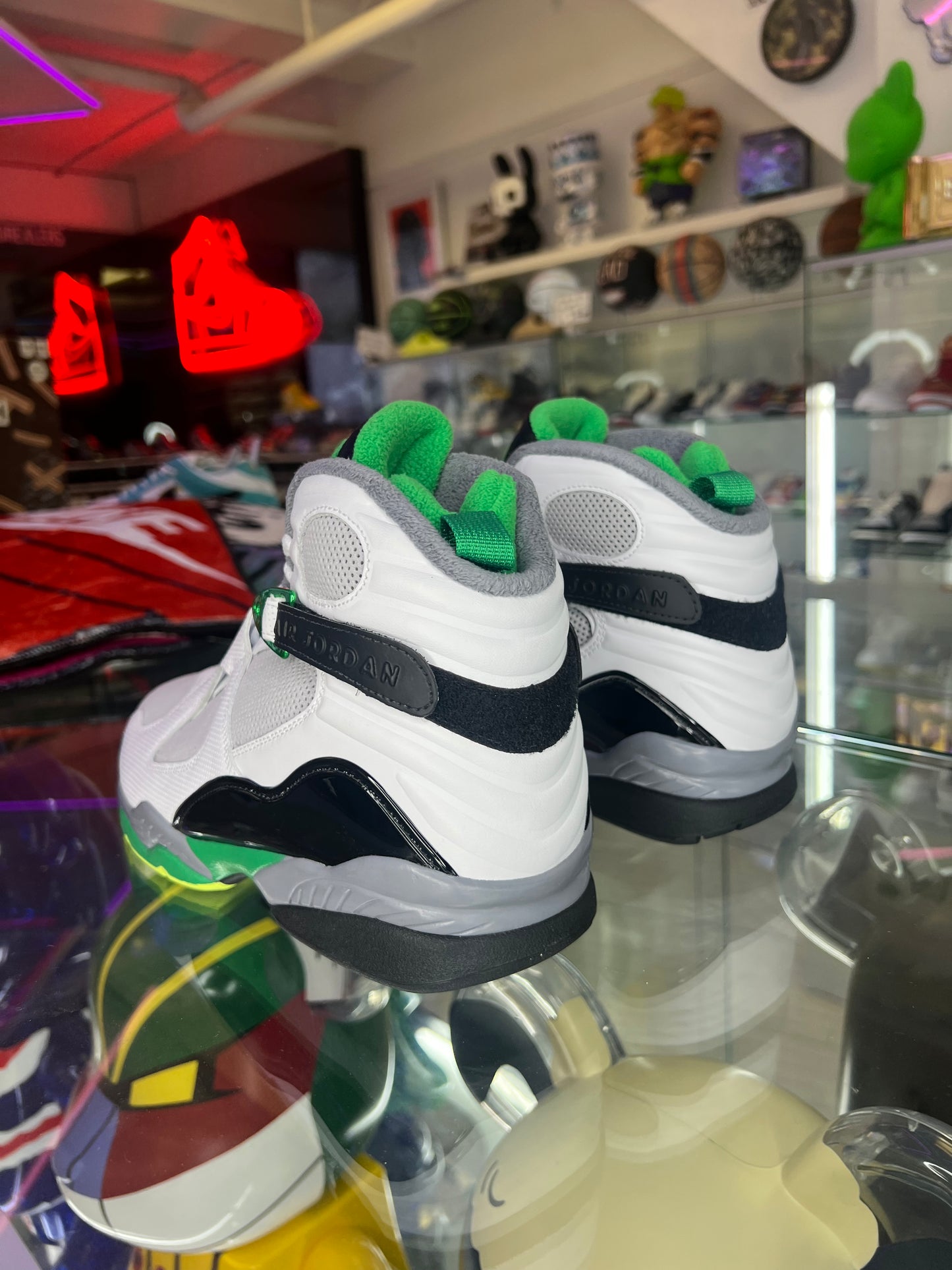 Jordan 8 Retro Oregon PE