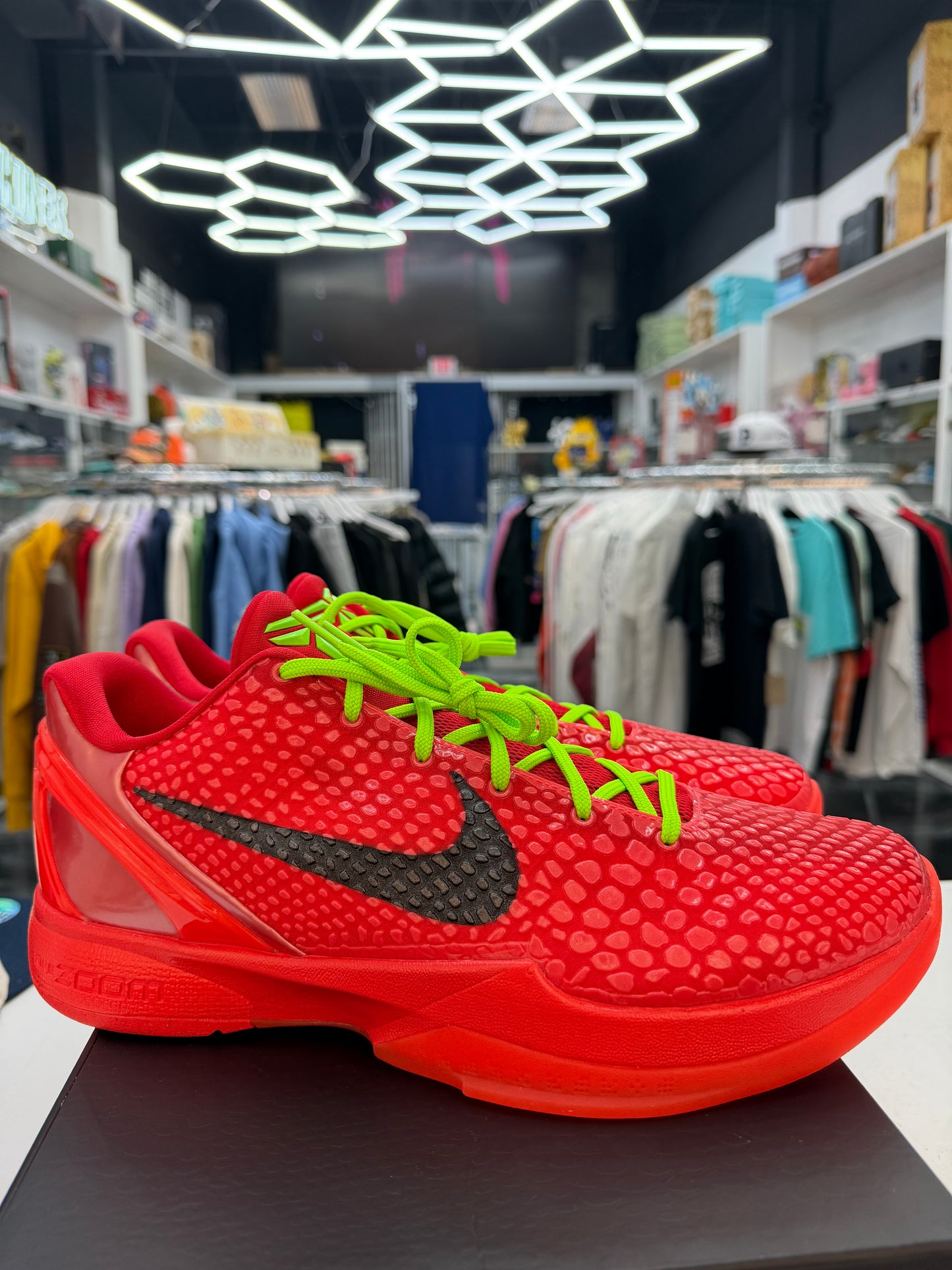 Kobe 6 Reverse Grinch