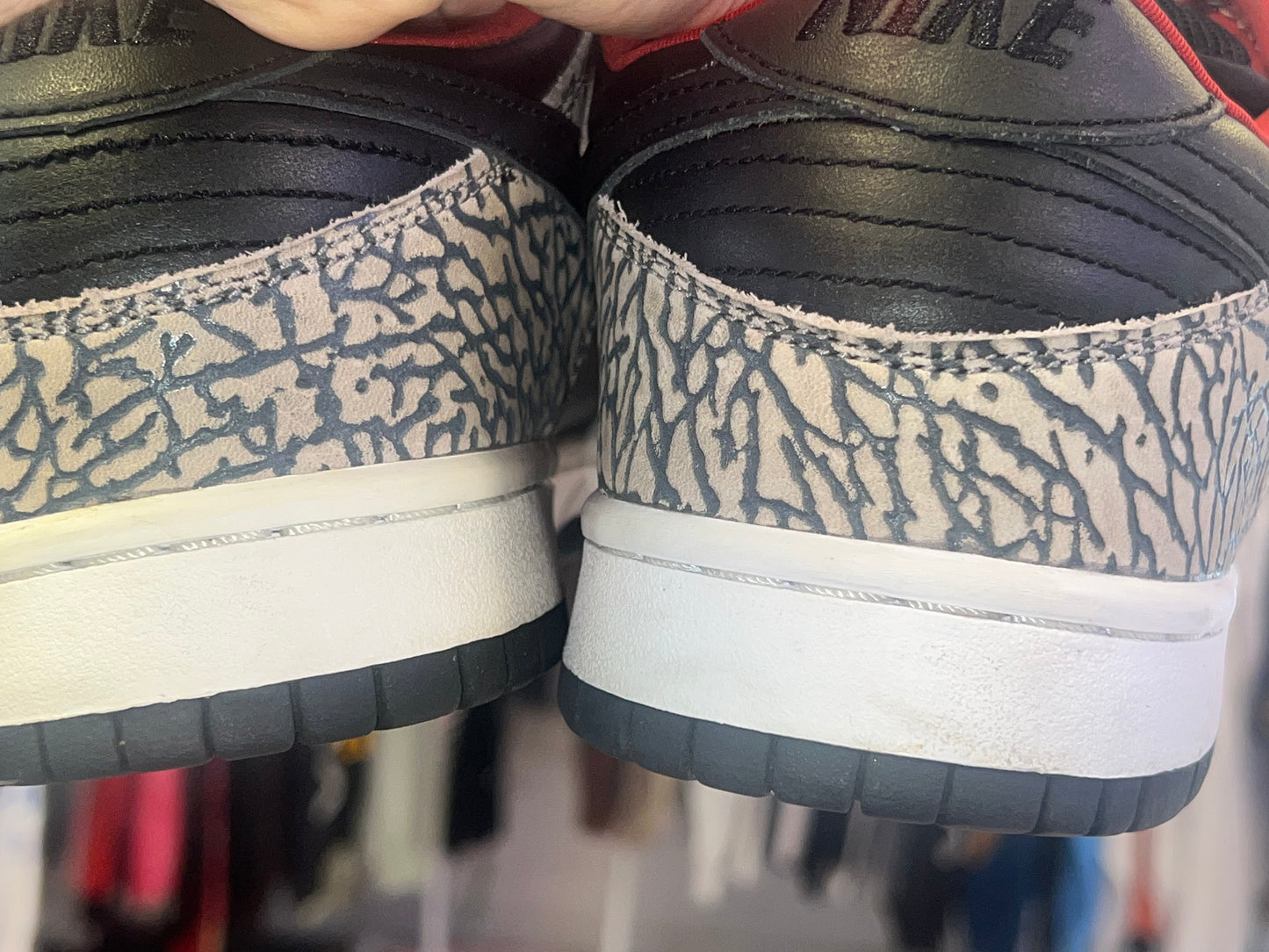 2002 Nike SB Supreme Black Cement VNDS sizs 10.5