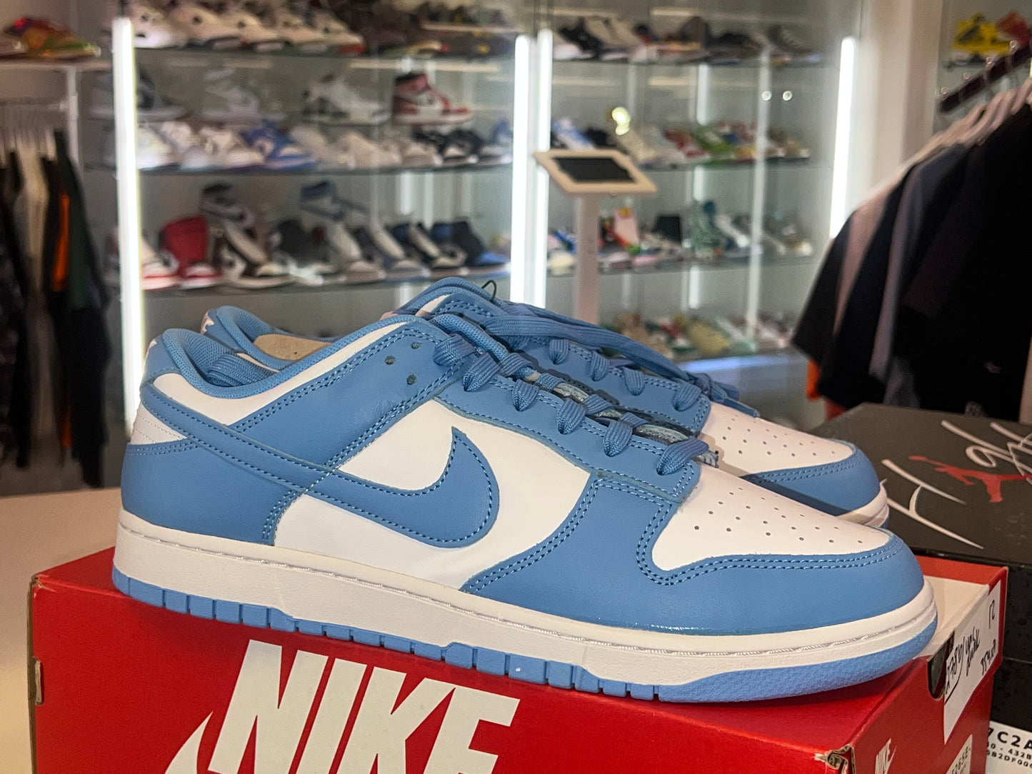 Nike Dunk Low 2021 UNC’S