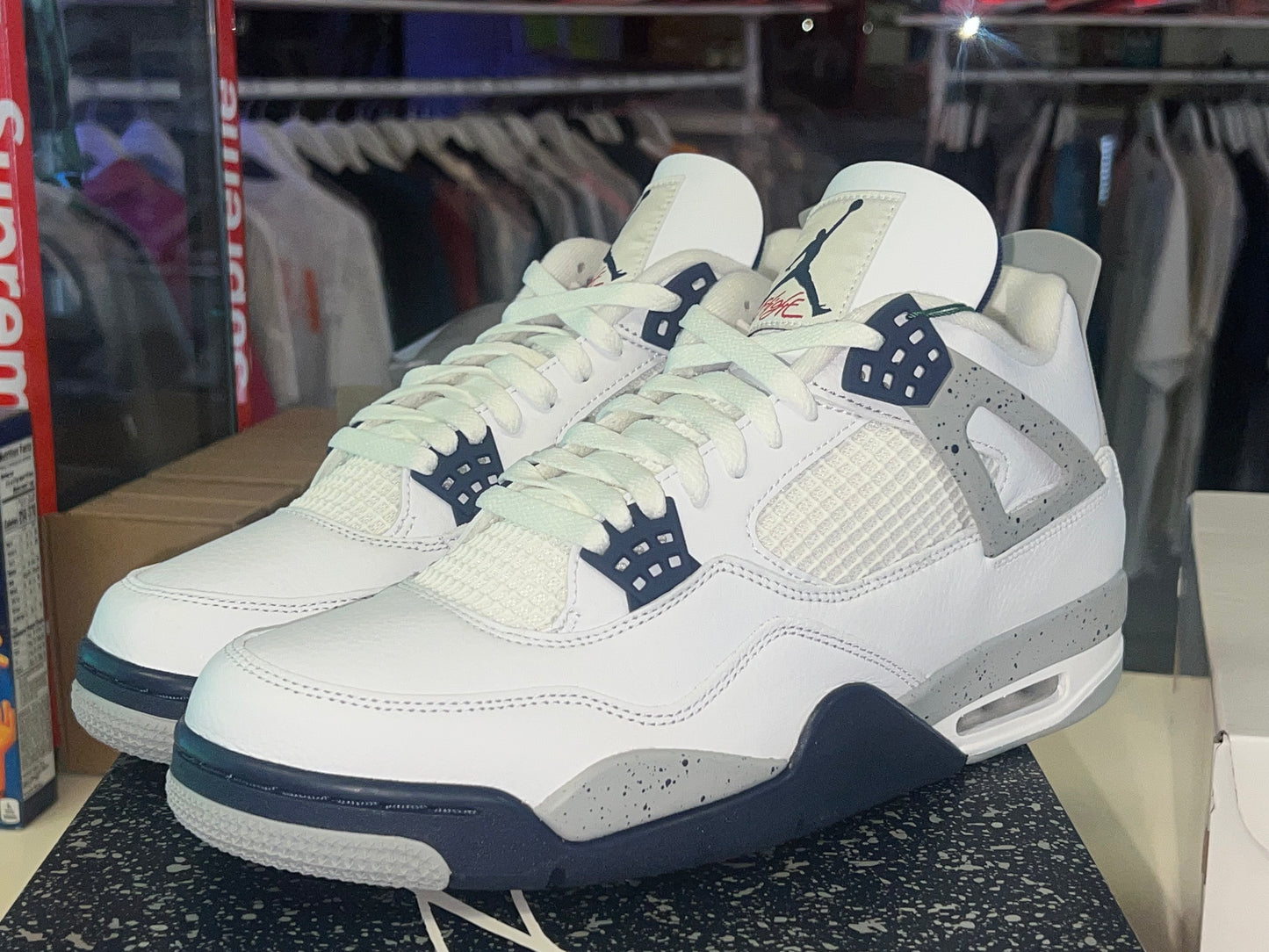 Jordan 4 Midnight Navy