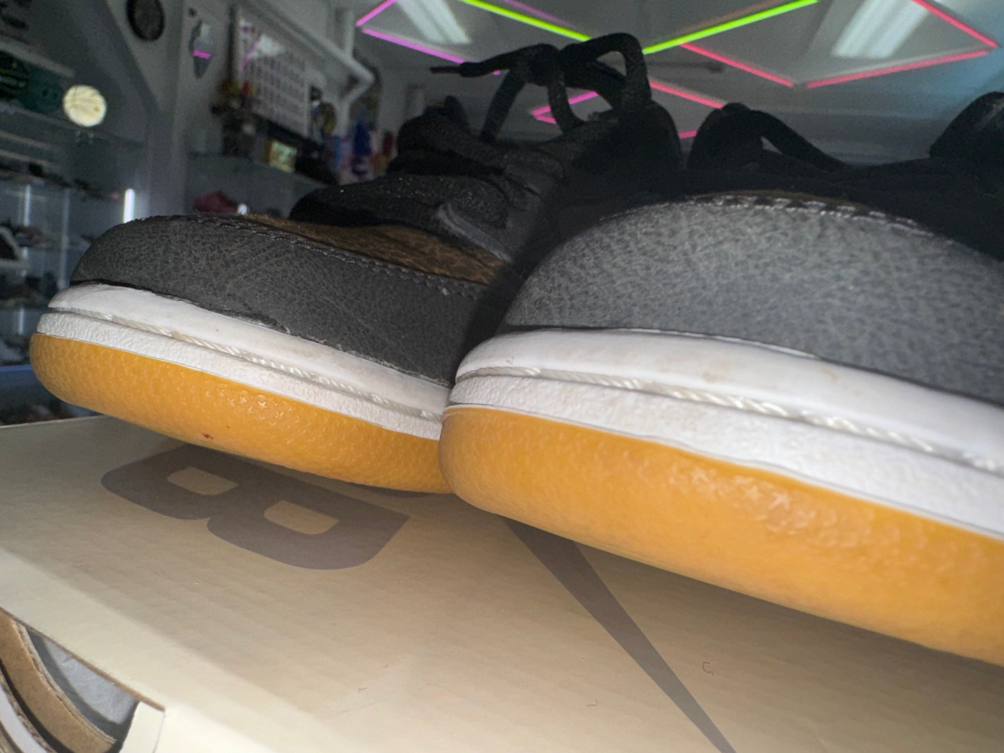 Nike SB Dunk Low
Giraffe Print