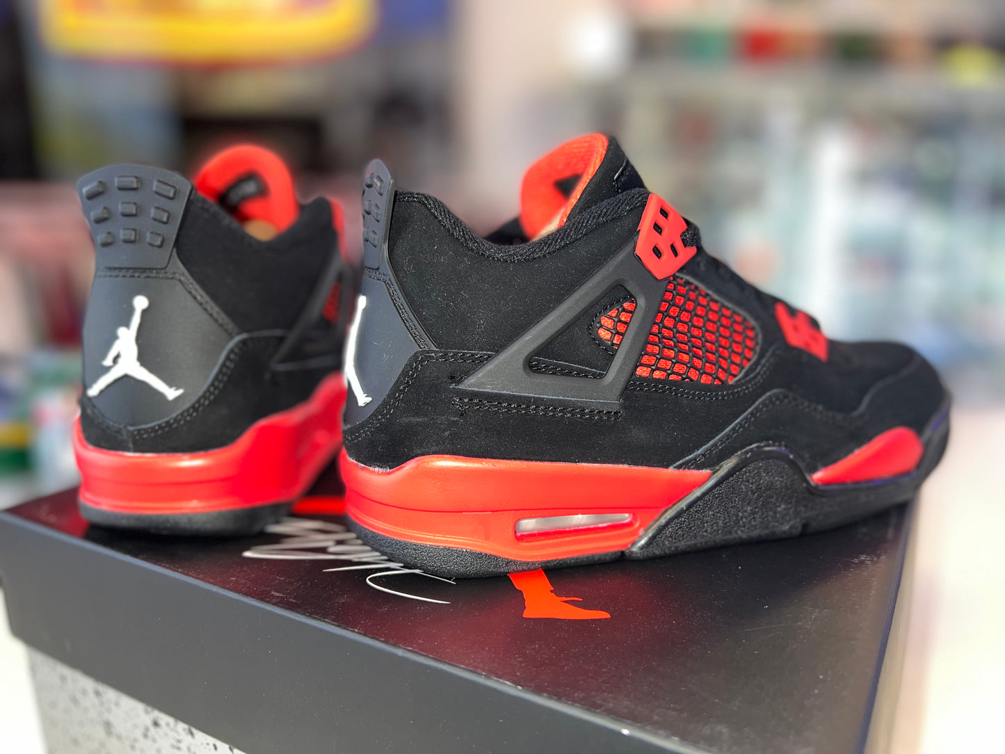 Jordan 4 Red Thunder