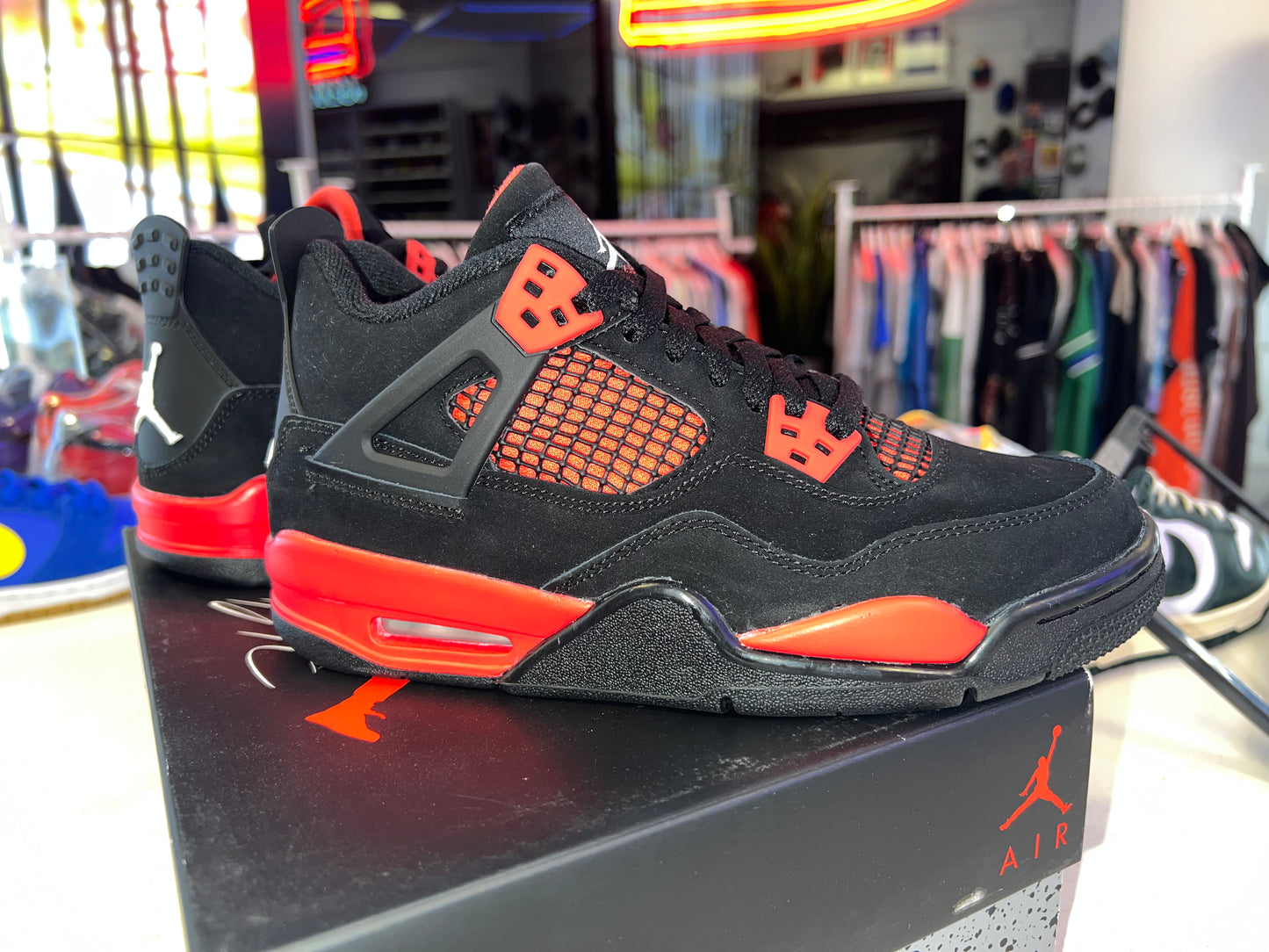 Jordan 4 Red Thunder