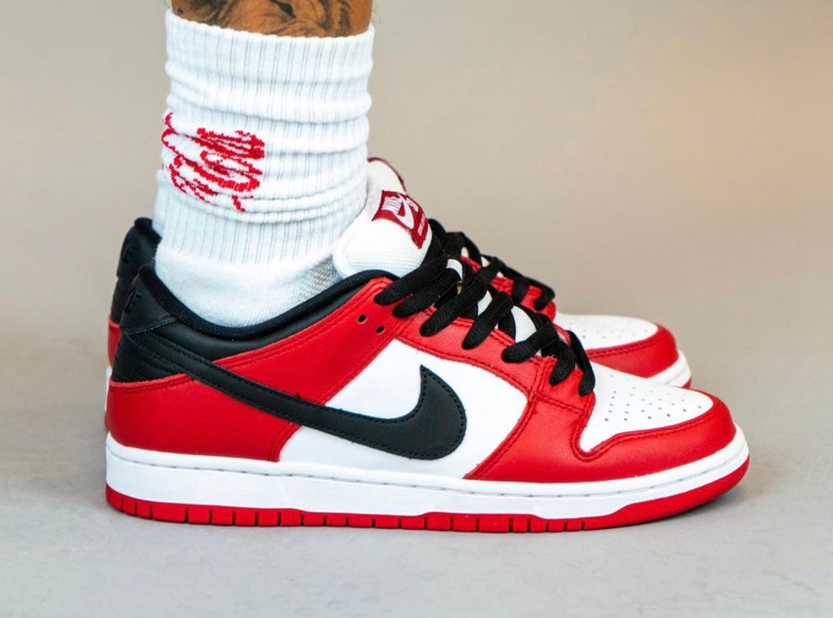 Nike Dunk SB Chicago