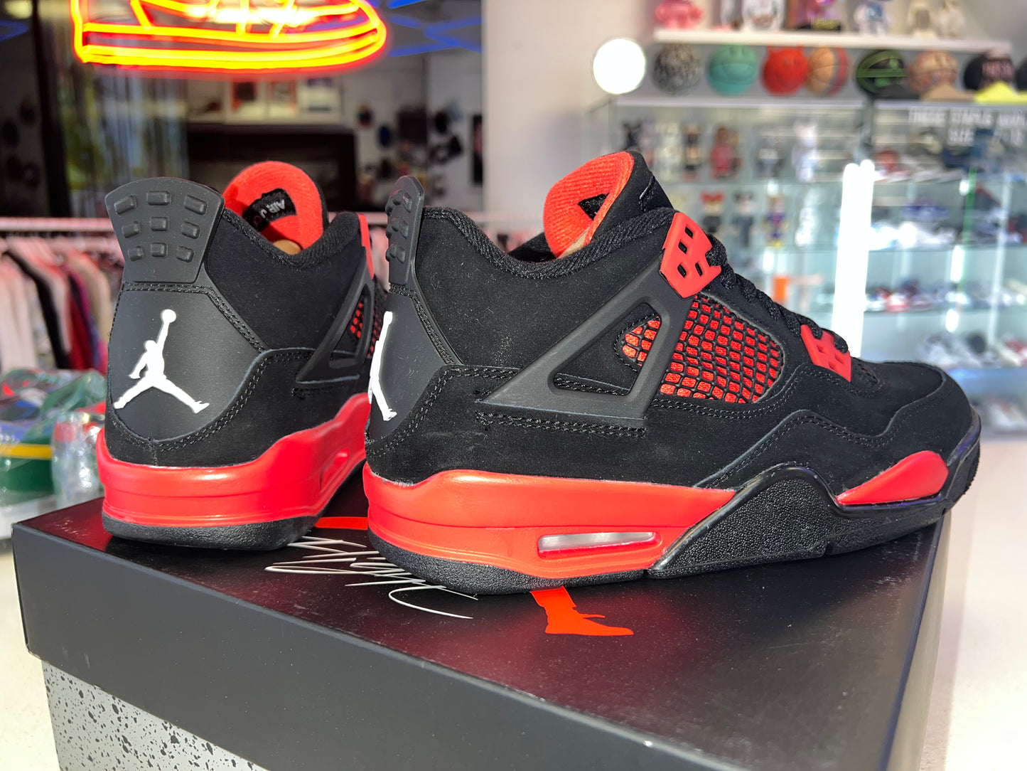 Jordan 4 Red Thunder