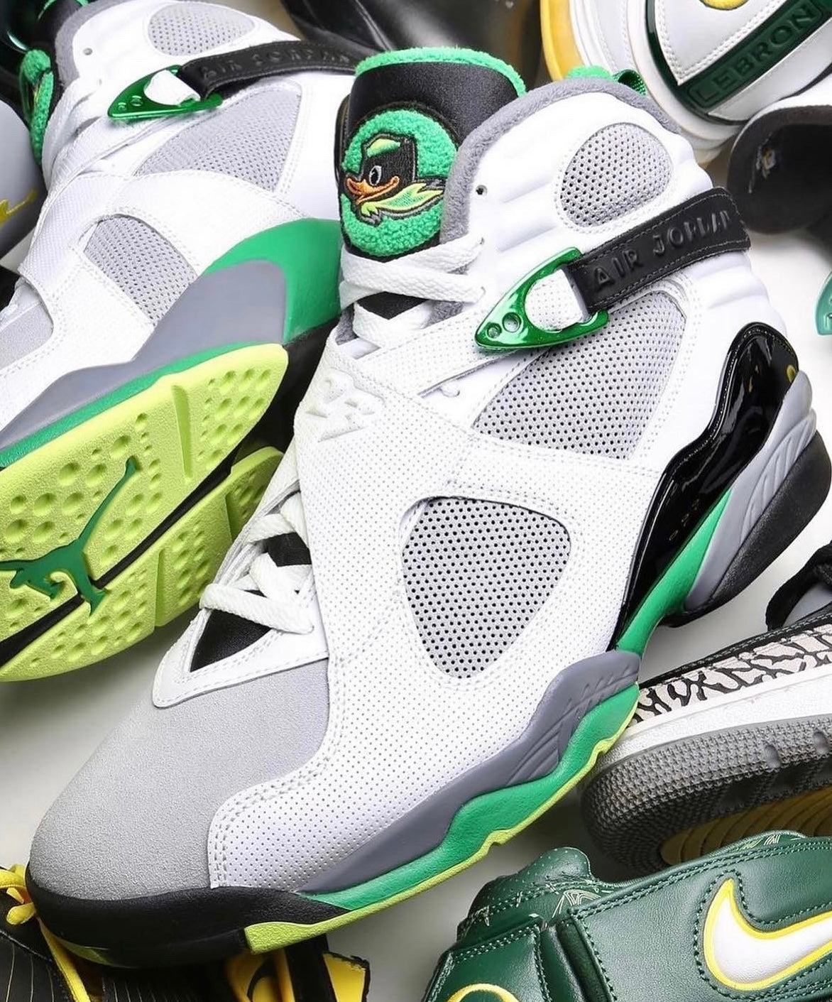 Jordan 8 Retro Oregon PE