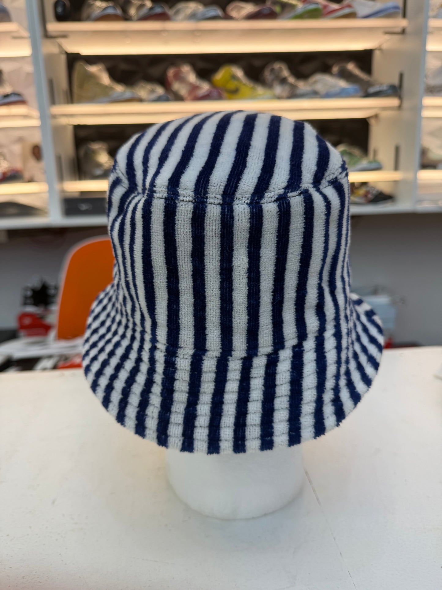 Louis Vuitton Monogram Reversible Bucket Hat – Size m
