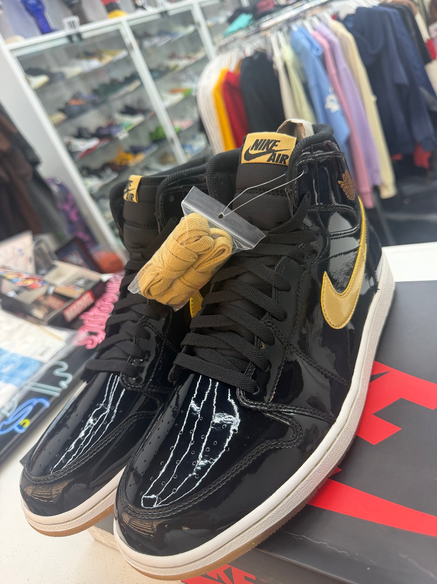 Jordan 1 Retro Patent Black 2013 Promo