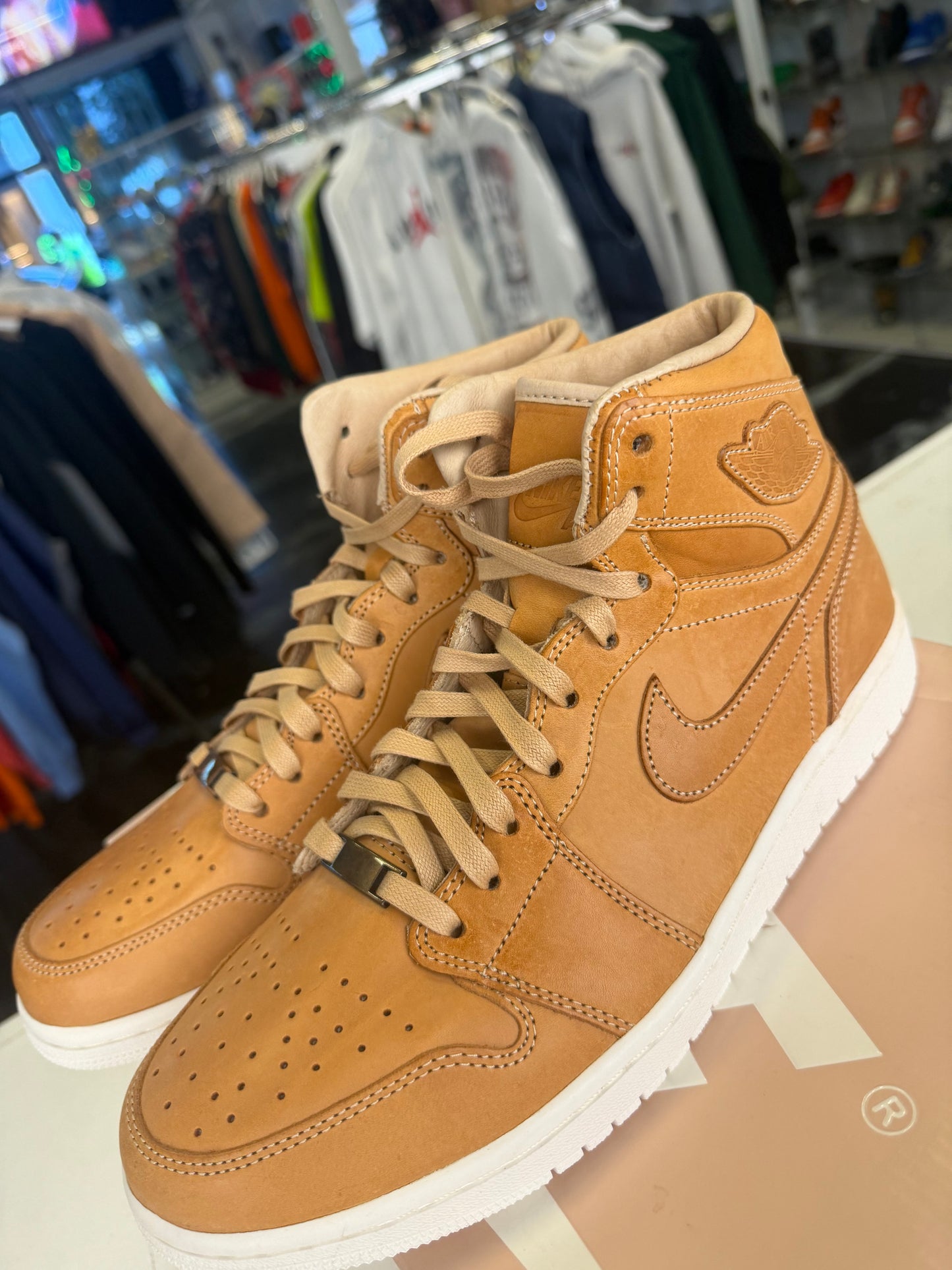 Jordan 1 Retro Pinnacle Vachetta Tan