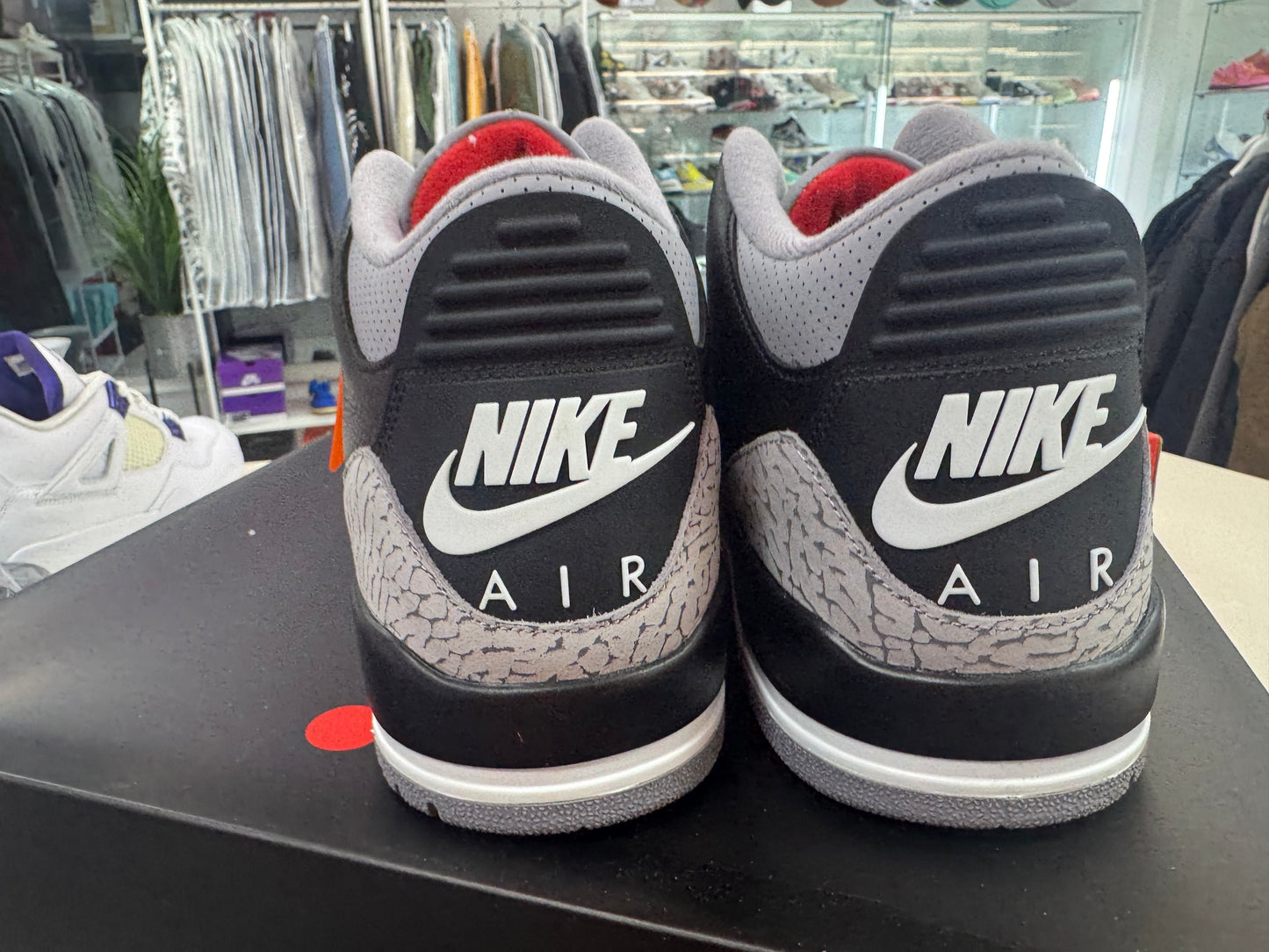 Jordan 3 Retro OG
Black Cement (2024)