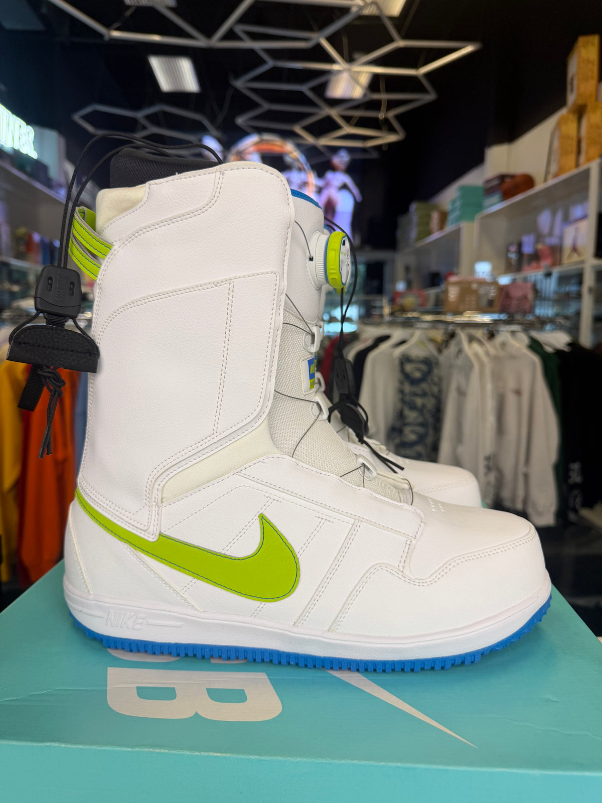 Nike Vapen X BOA Snowboard Boots White / Green