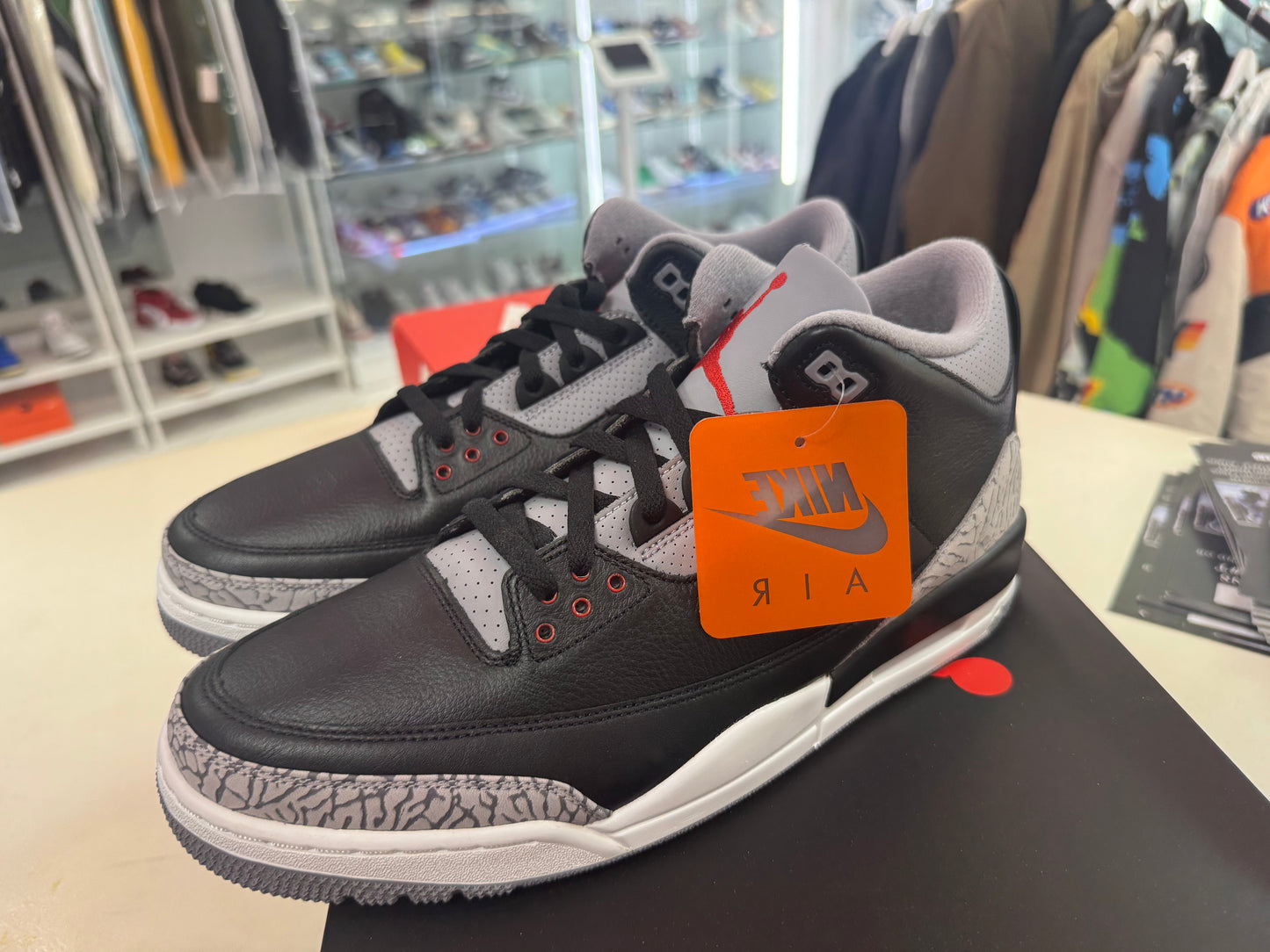 Jordan 3 Retro OG
Black Cement (2024)