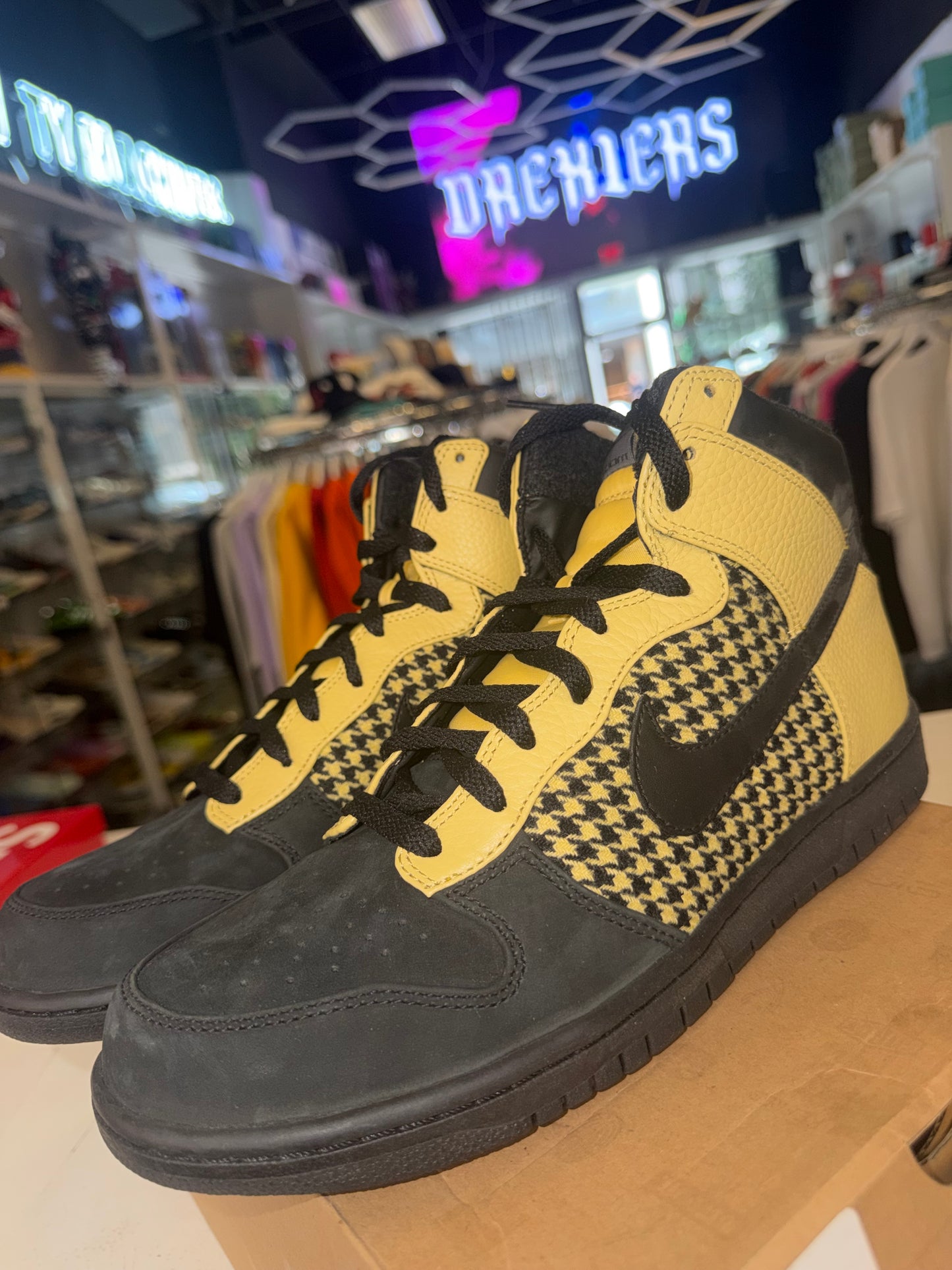 Nike Dunk High Premium Black Houndstooth Gold 2008