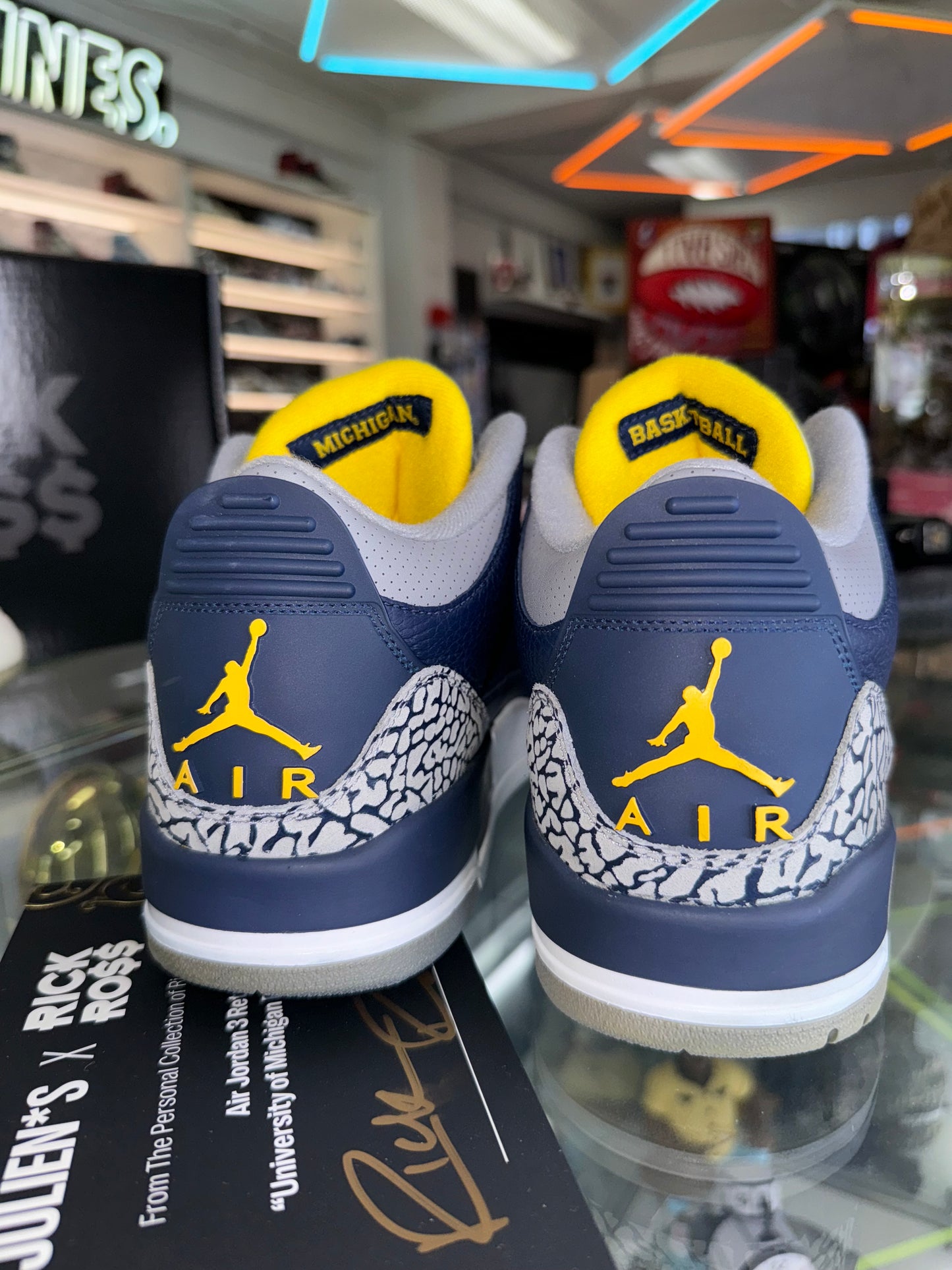 Jordan 3 PE Michigan Player Exclusive Rick Ross Owned And Worn size 11.5