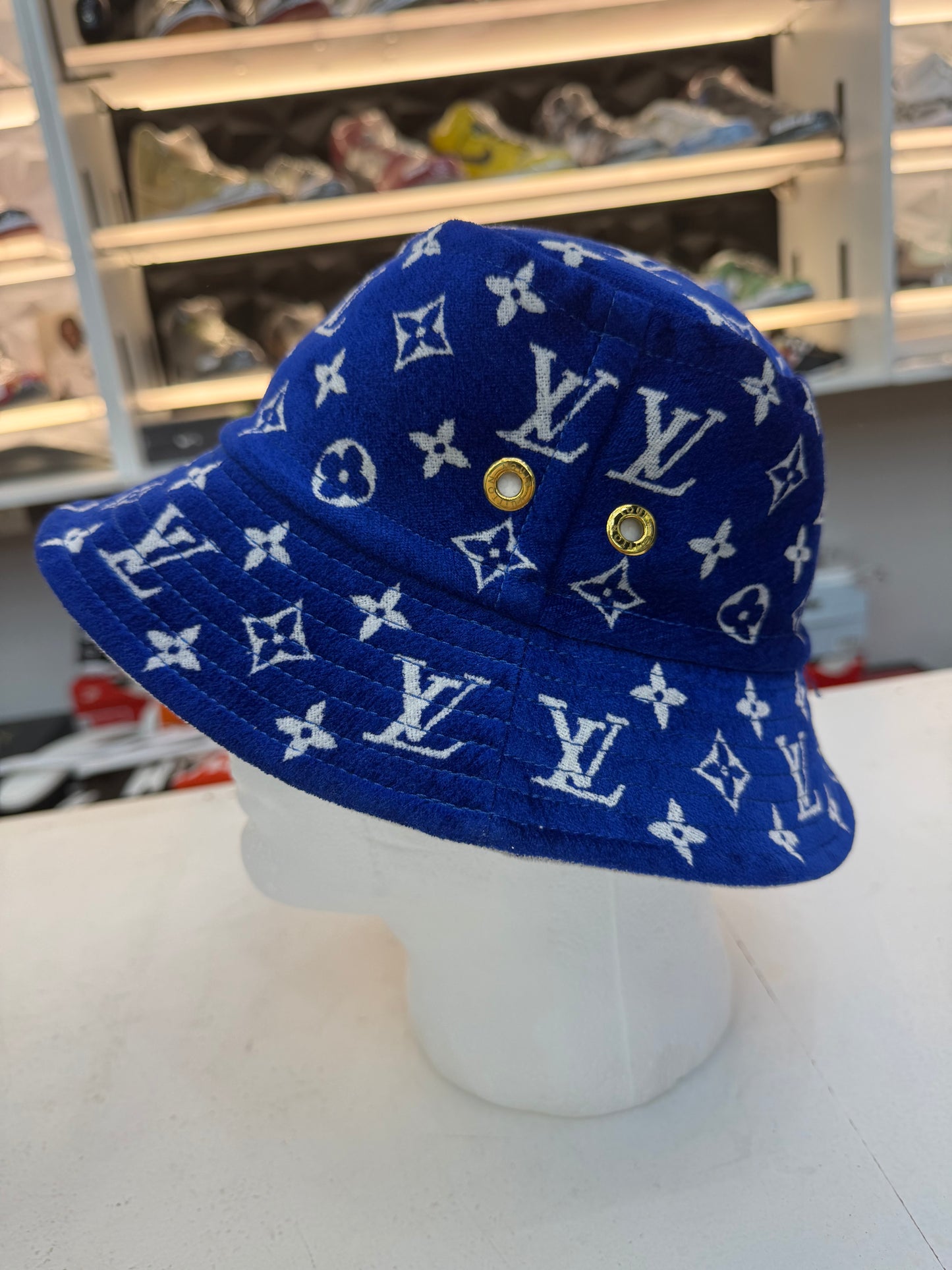 Louis Vuitton Monogram Reversible Bucket Hat – Size m