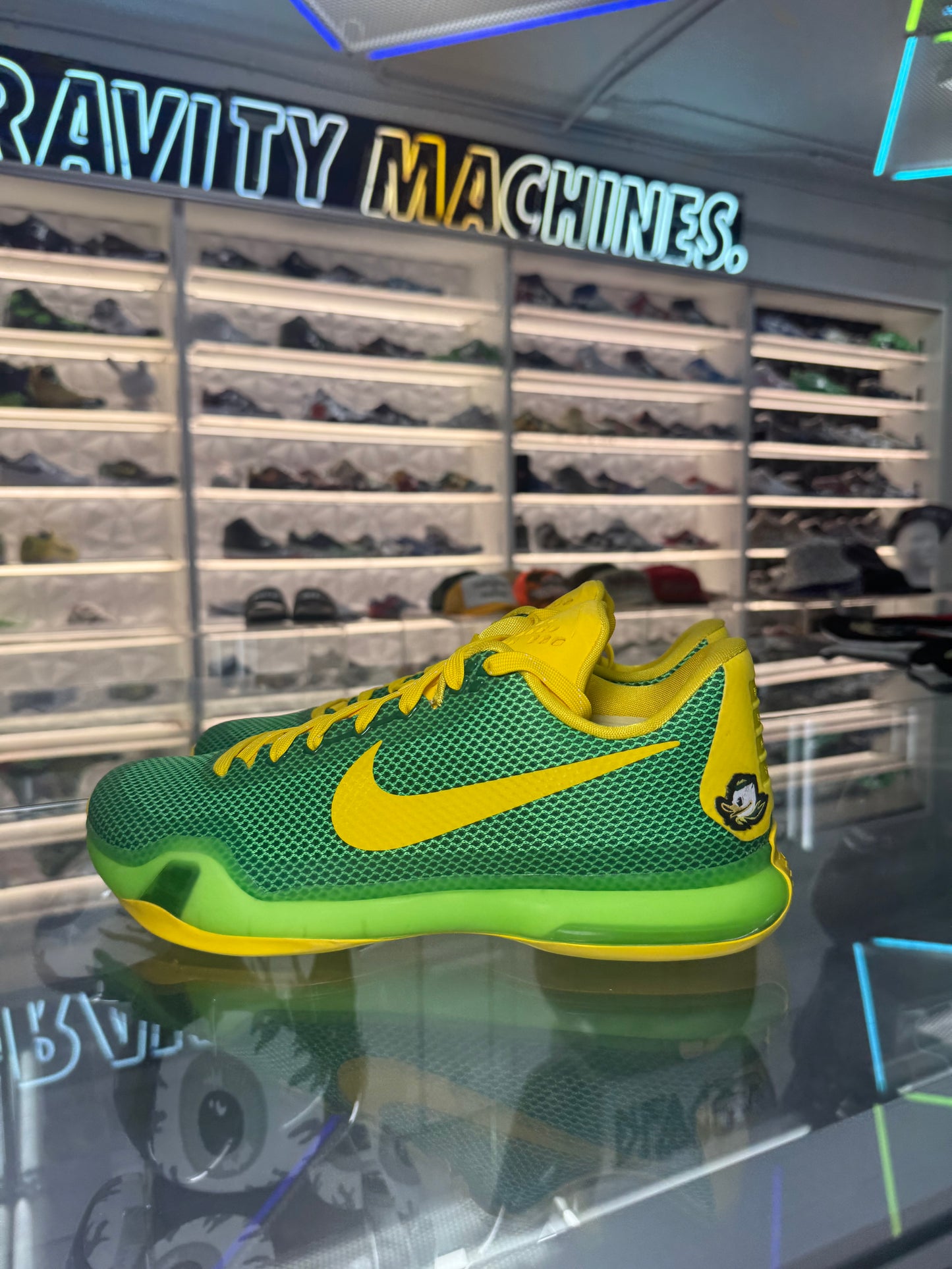 Kobe 10 Vino Oregon ID PE 2015 Sample