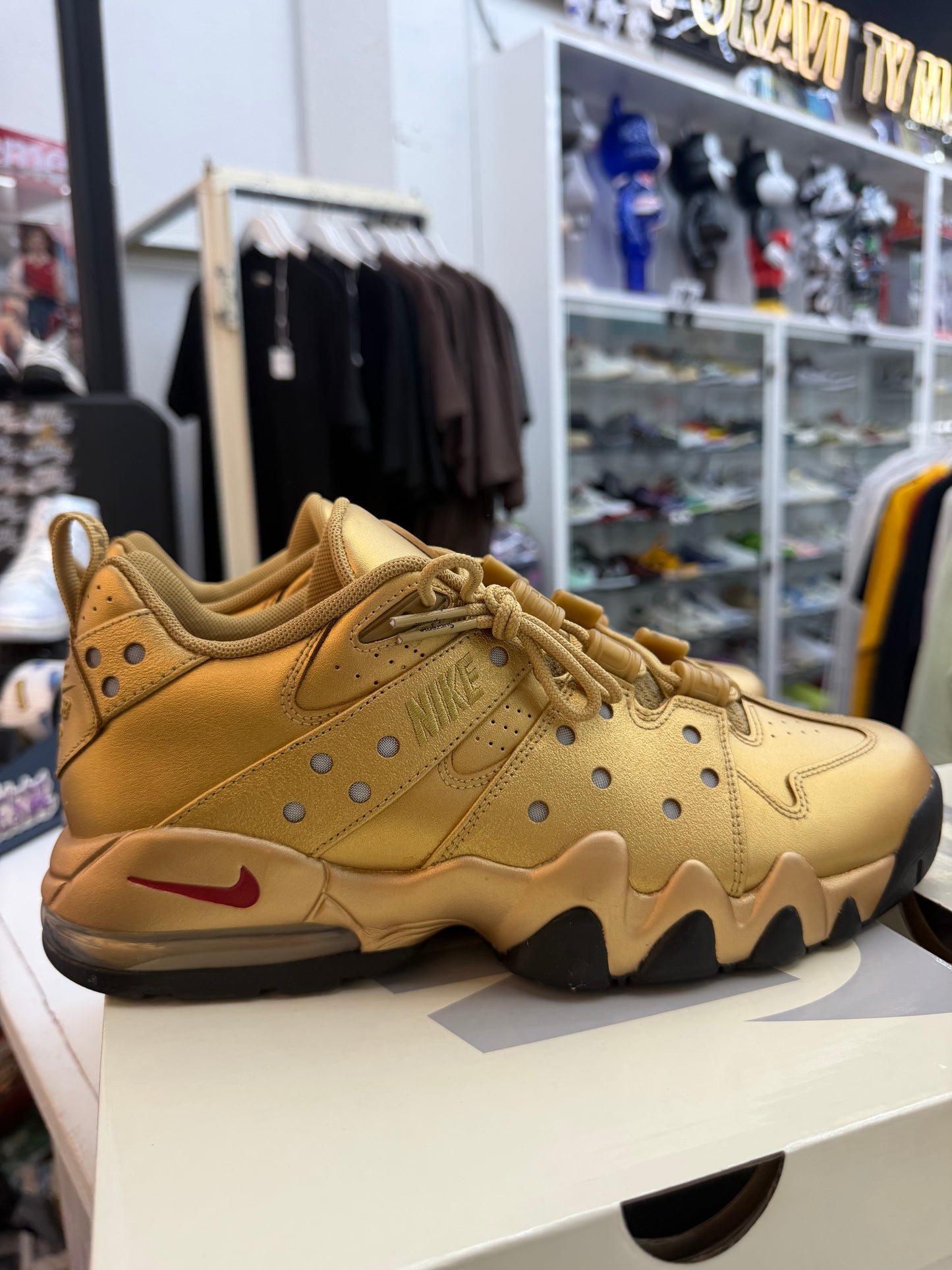 Nike SB Air Max 2 CB '94 Low Supreme Gold