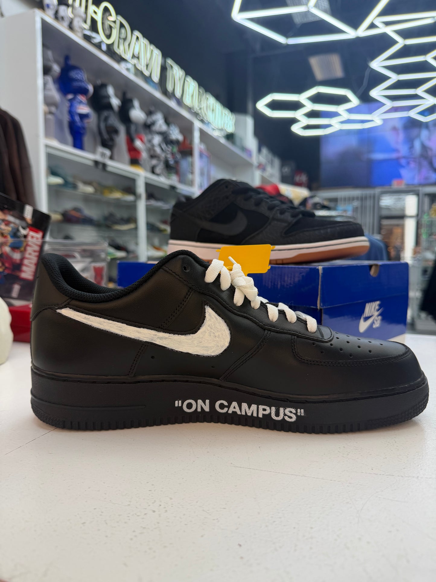 Nike AF1 Off-White “On Campus” F&F