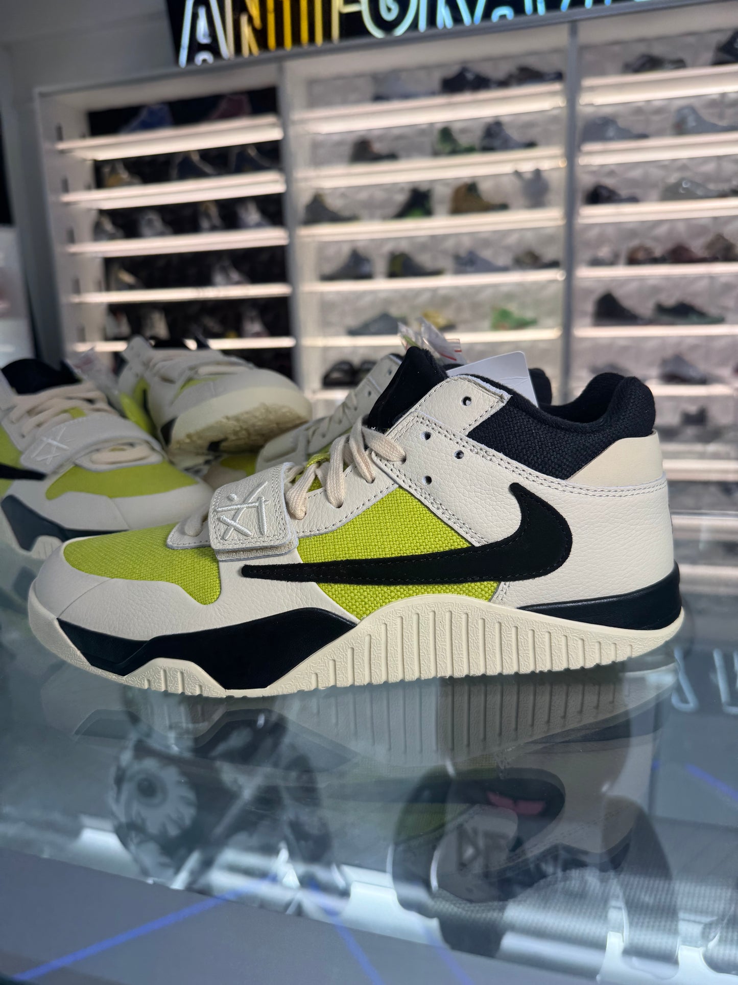 Jordan Jumpman Jack TR Travis Scott Bright Cactus