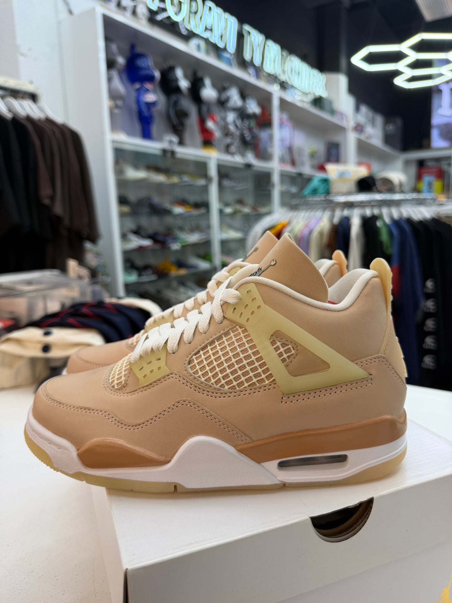 Jordan 4 Retro Shimmer Women’s