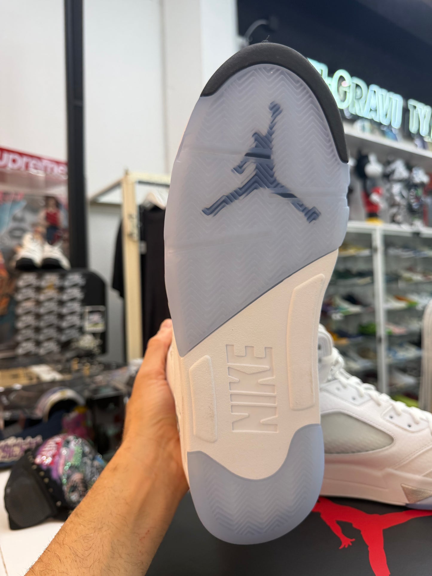 Jordan 5 White Metallic 2026
