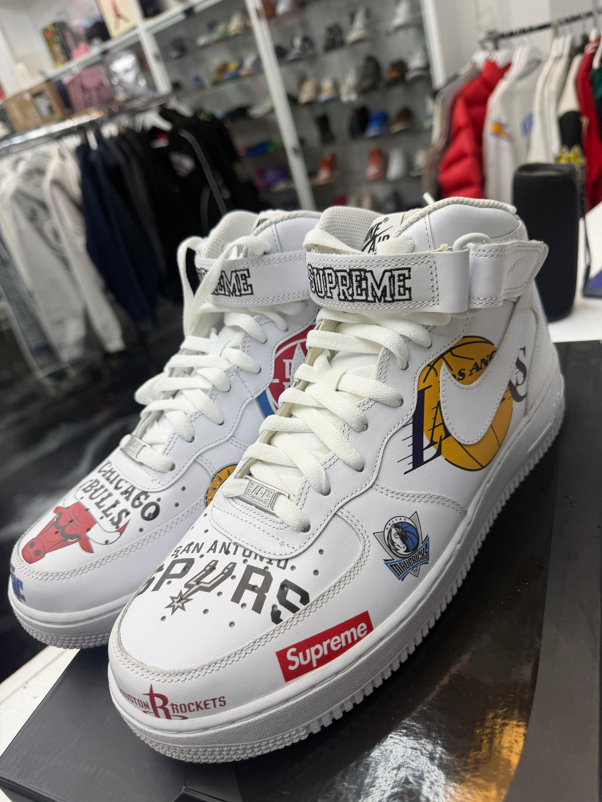 Nike Air Force 1 Mid Supreme NBA white 2018