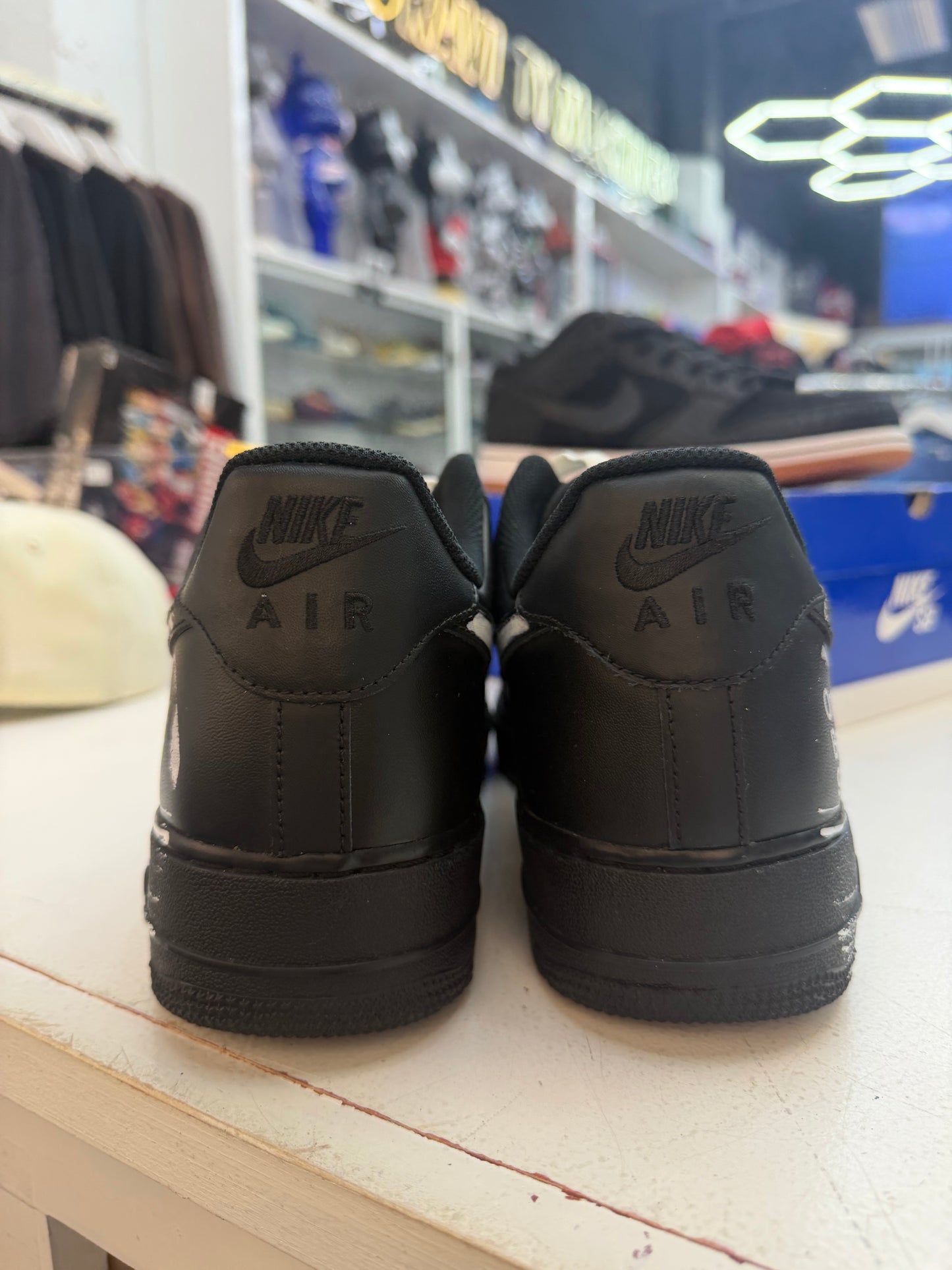 Nike AF1 Off-White “On Campus” F&F