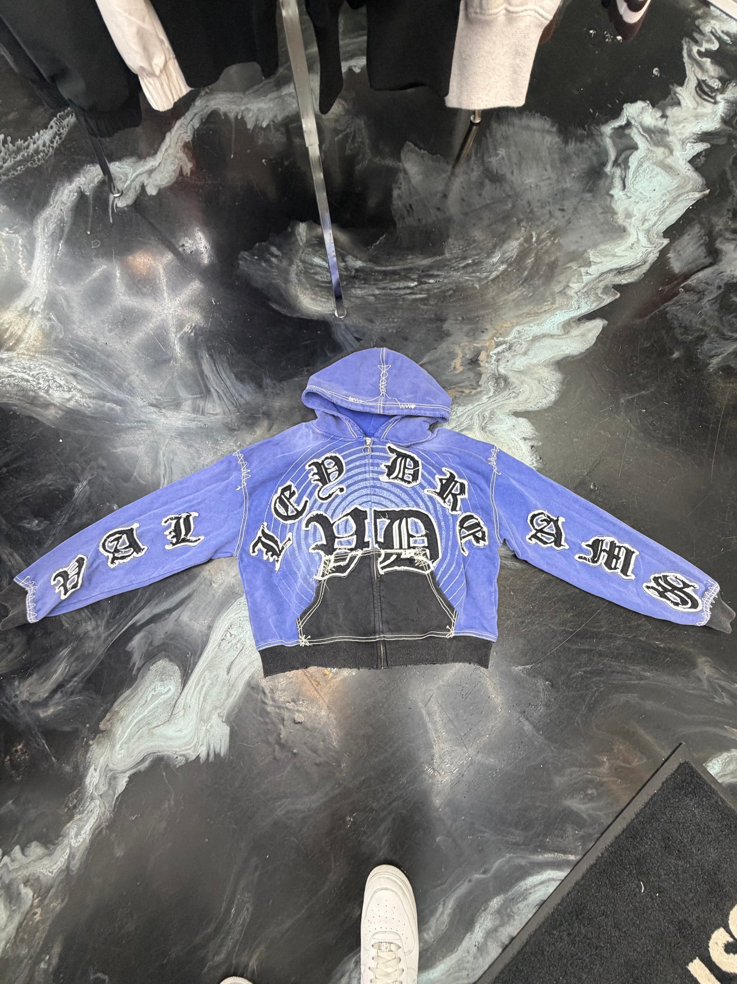 Vale Forever Hypnoytią Zip Up Hoodie blue